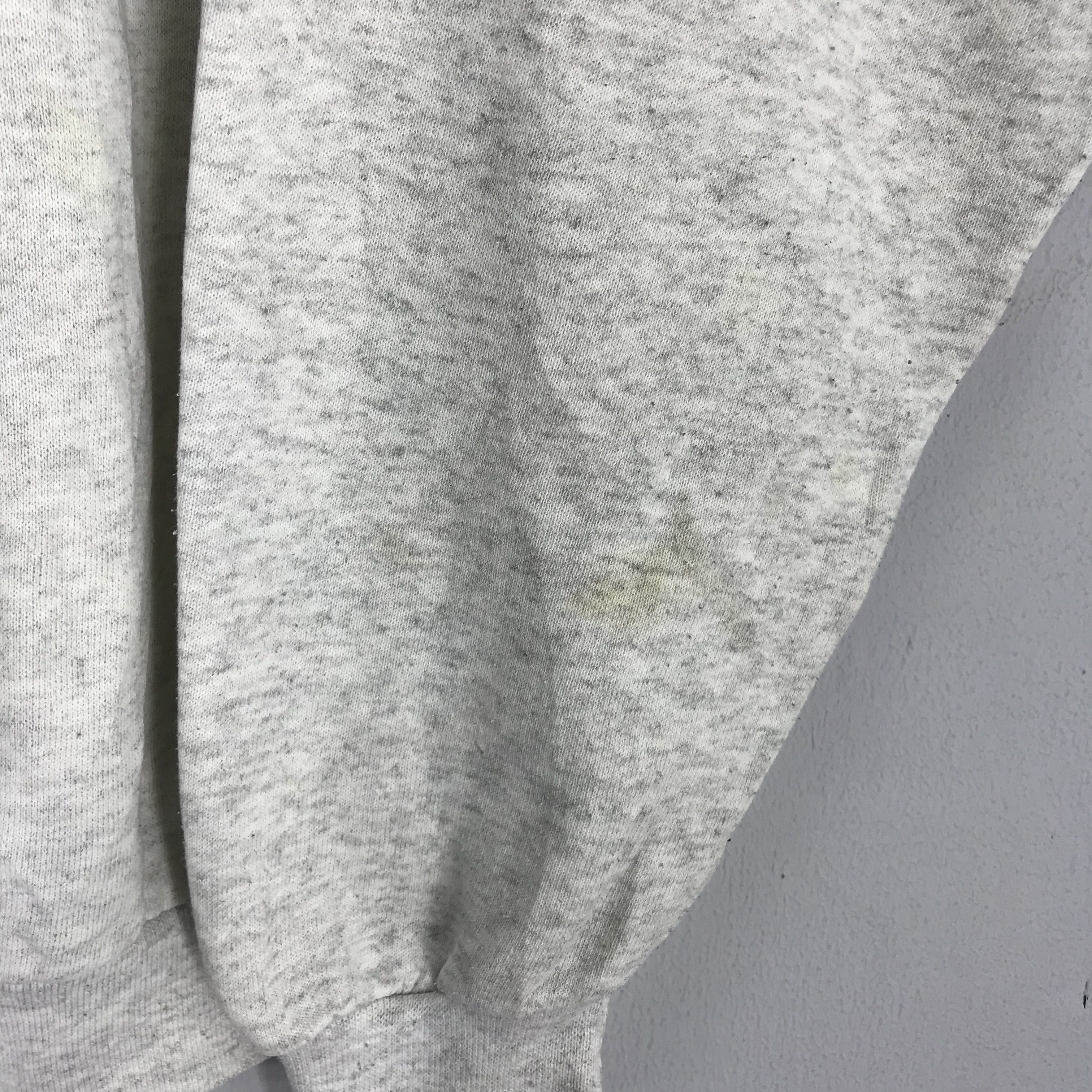 Japanese Brand Vintage 90s Wisconsin Sweatshirts -01 Size US XL / EU 56 / 4 - 6 Thumbnail