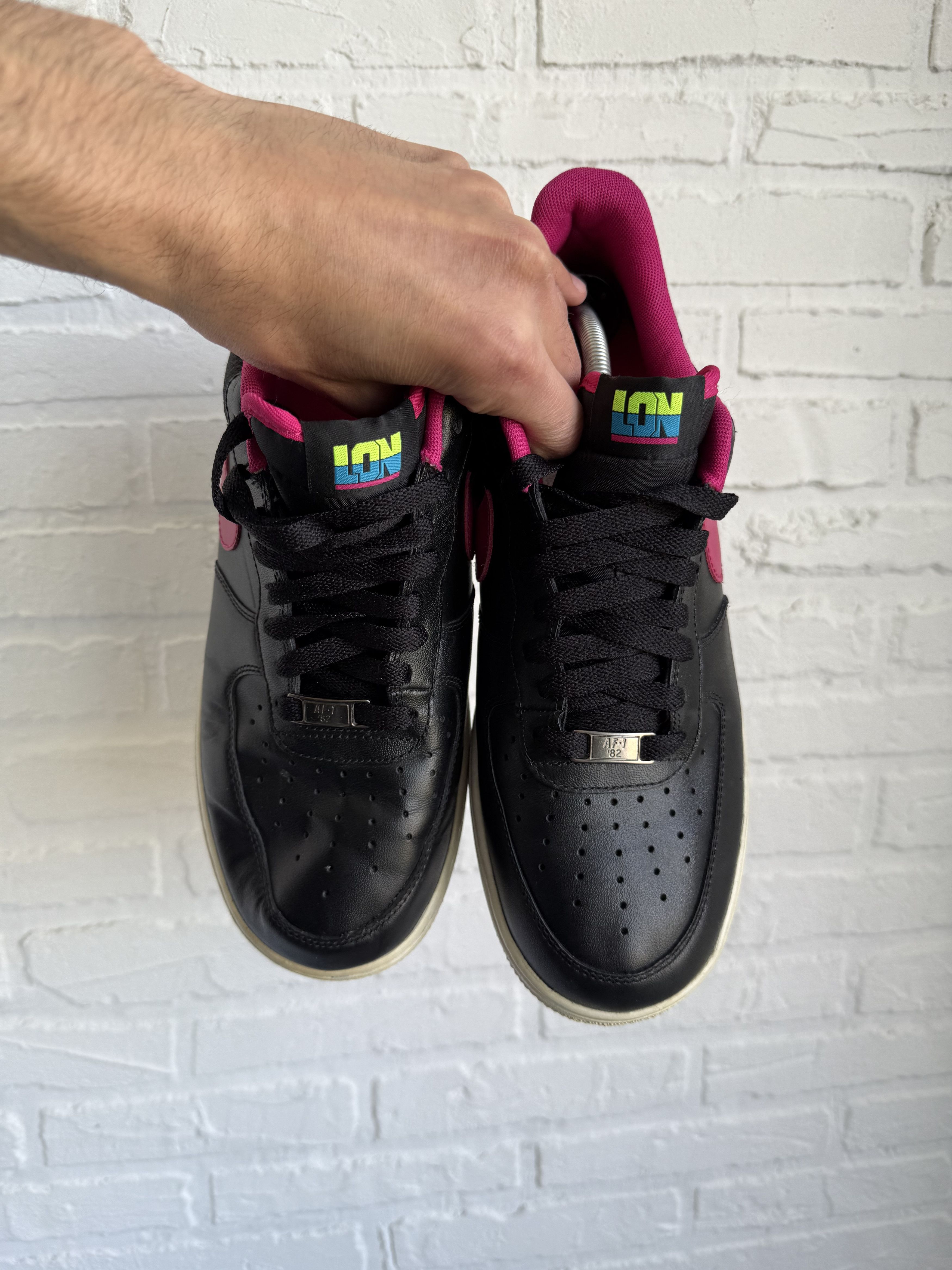 Nike Vintage 2012 Nike Air Force 1 London Size US 9 / EU 42 - 9 Thumbnail