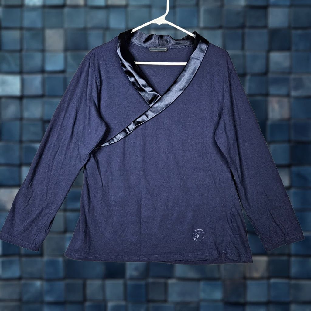Vintage Temperley Women’s navy solid Cotton Pajama Top L V-Neck Short Sleeve Button Urban London - 90s? Size L / US 10 / IT 46 - 1 Thumbnail