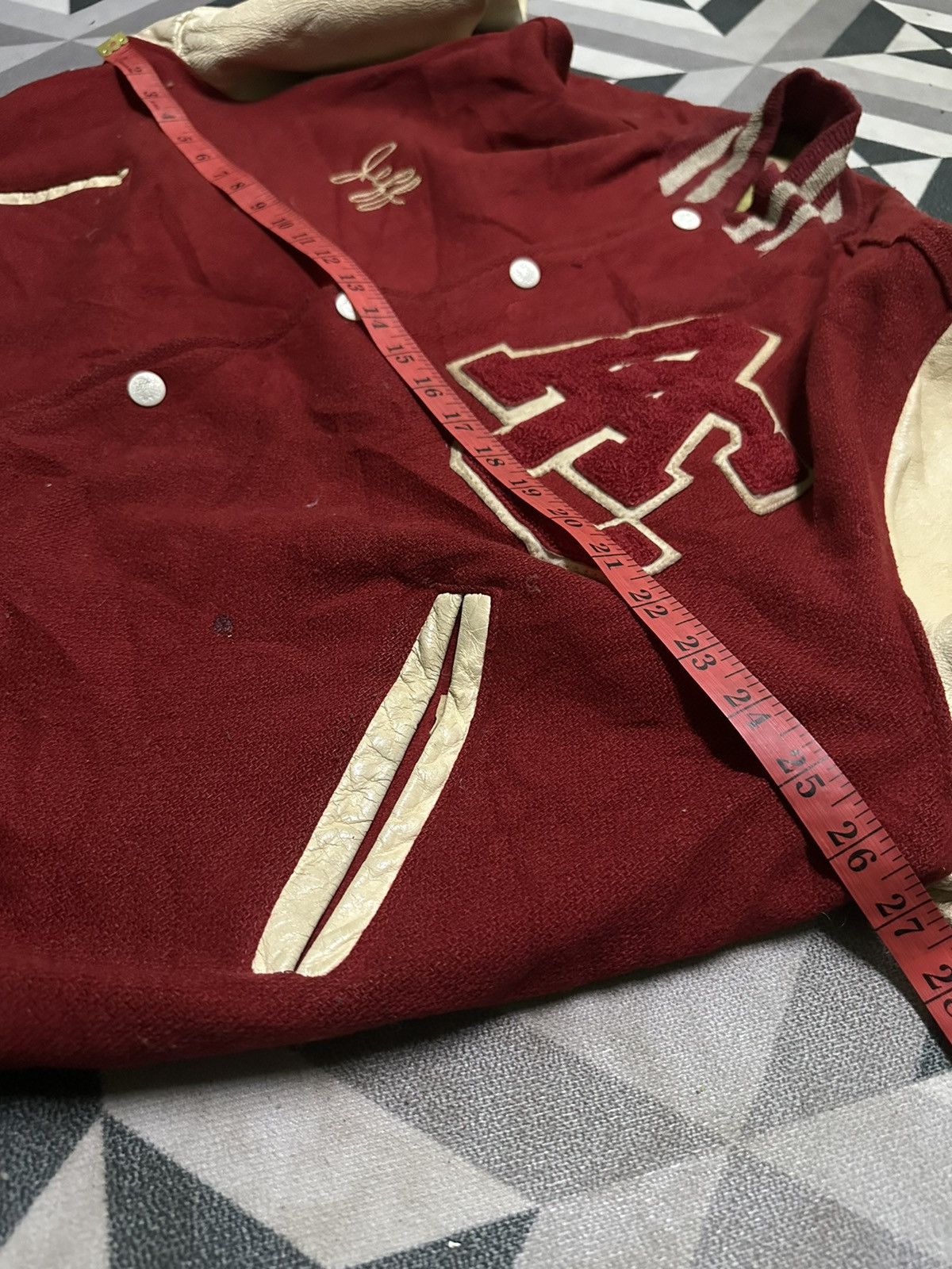 Vintage vintage 70s Apachee Wrestling wool leather varsity jacket Size US XL / EU 56 / 4 - 9 Thumbnail
