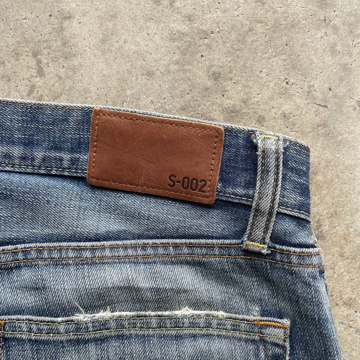 Japanese Brand W33 Vintage Japanese StoneWash Faded Jeans Pants Denim Size US 33 - 8 Thumbnail