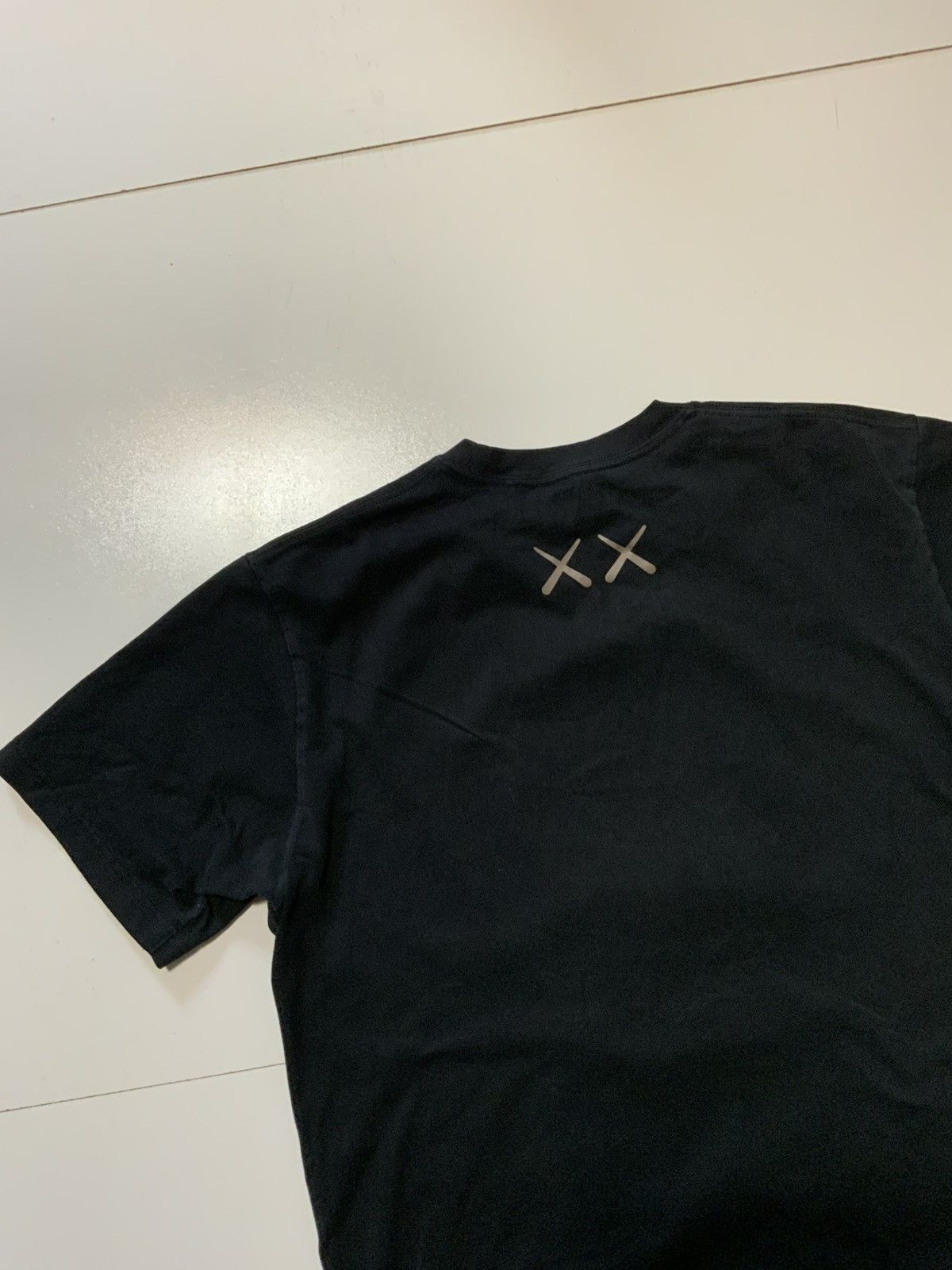 Kaws × Uniqlo Uniqlo UT X Kaws Companion Limited Edition Black S/S T-Shirt Size US L / EU 52-54 / 3 - 5 Thumbnail