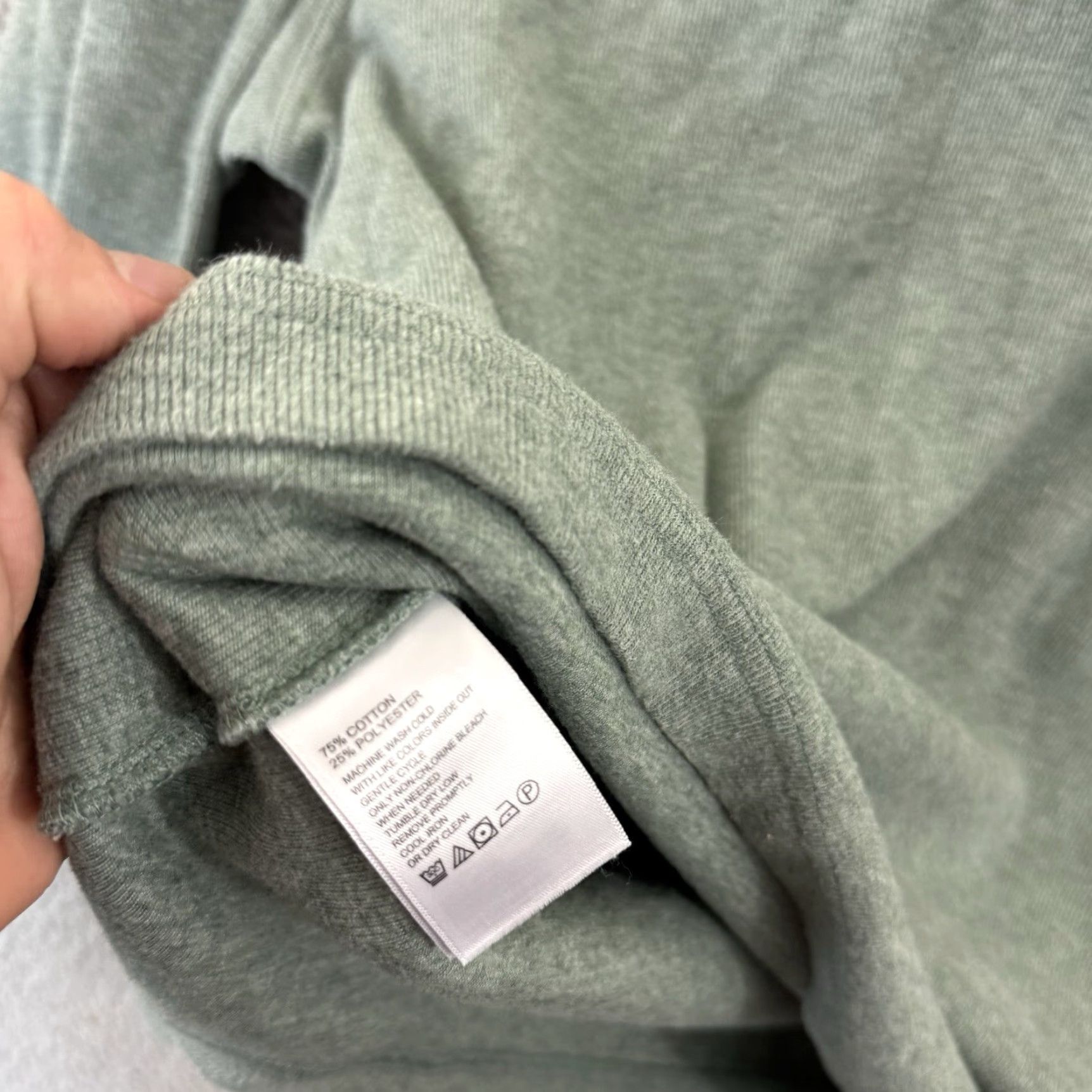 Tommy Bahama Tommy Bahama Sweater Men's XL Green Long Sleeve Pullover Preppy Button Crewneck Casual Knit Size US XL / EU 56 / 4 - 7 Thumbnail