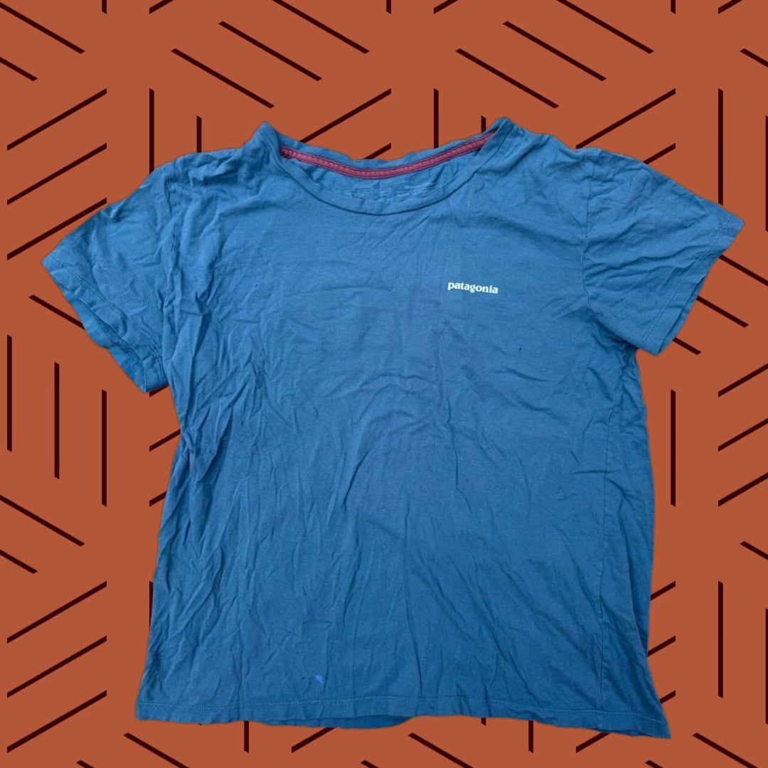 Patagonia VINTAGE Patagonia Women's P-6 Logo Responsibili-Tee Shirt XS? Size ONE SIZE - 1 Thumbnail