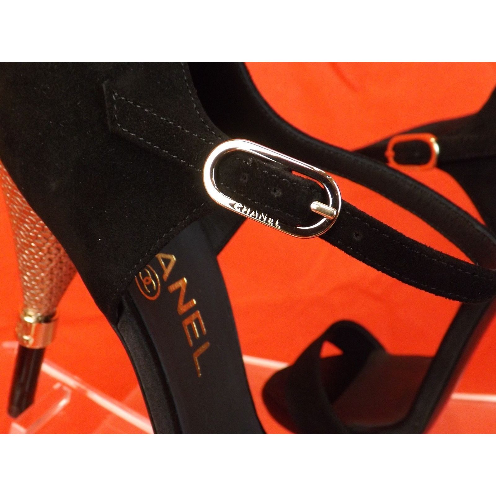 Chanel CHANEL G321 BLACK SUEDE CC LOGO GOLD HEEL SANDALS PUMPS 40.5 Size US 10.5 / IT 40.5 - 8 Thumbnail