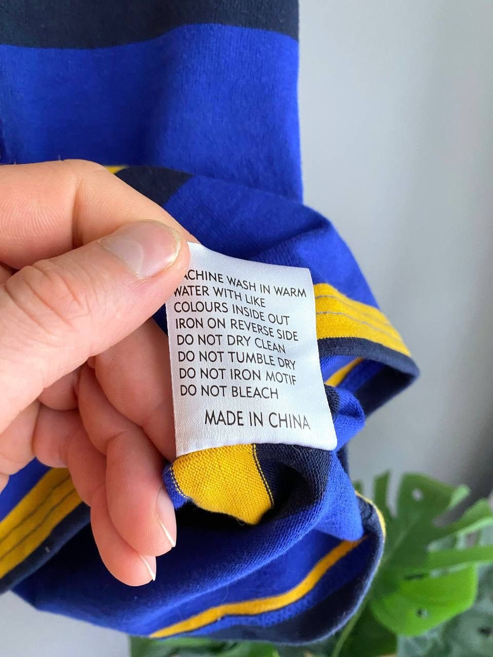 Other Leeds Rhinos England 2009/10 Vintage Rugby Jersey Y2K Size S Size US S / EU 44-46 / 1 - 16 Thumbnail