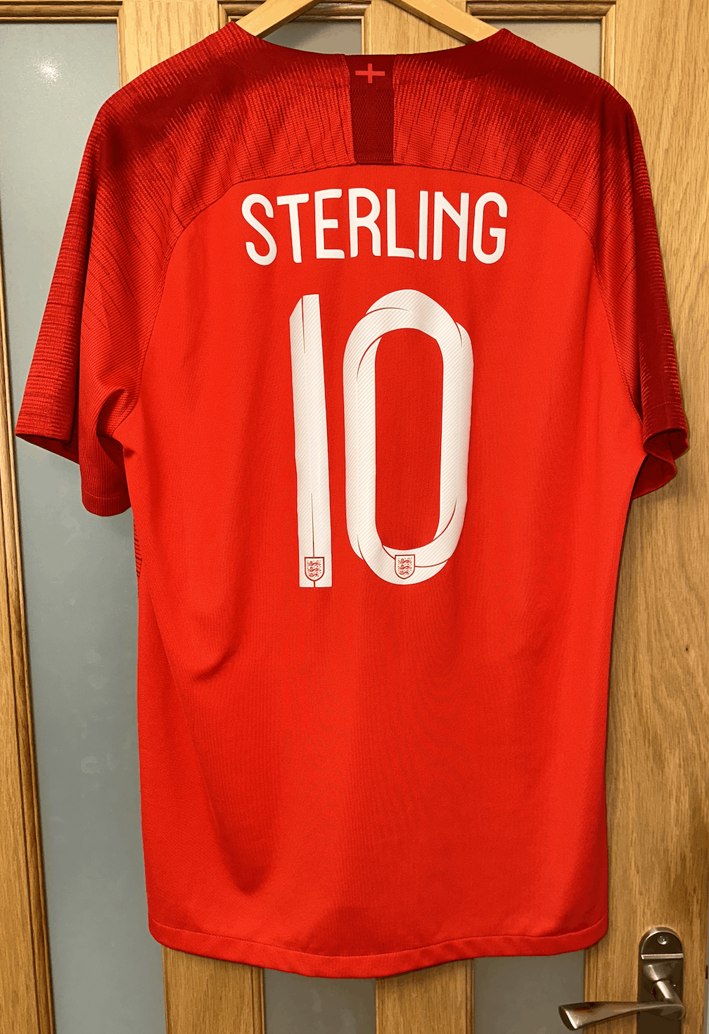 Nike 2018-19 England Away Shirt Sterling #10 XL Size US XL / EU 56 / 4 - 2 Thumbnail