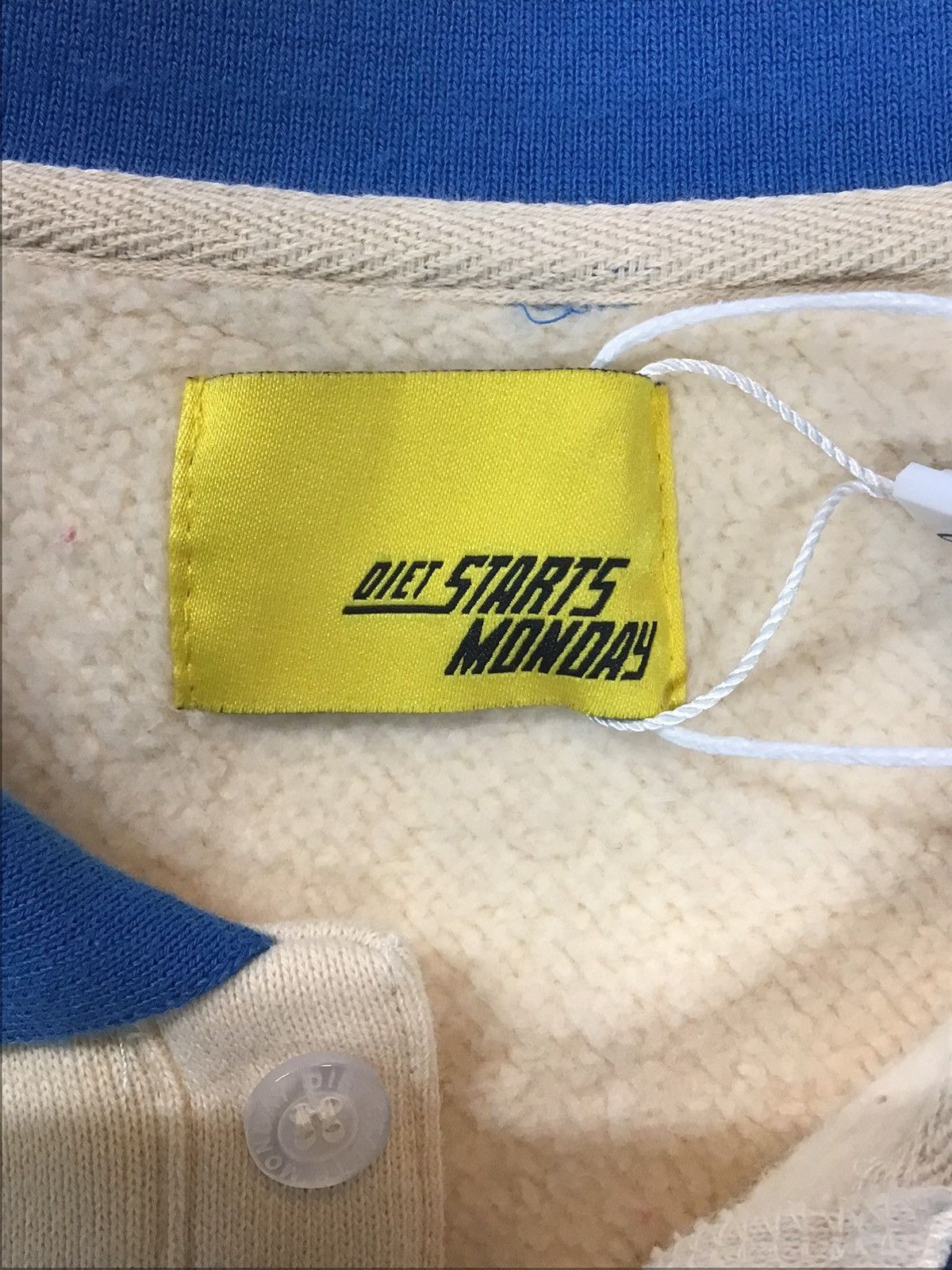 Diet Starts Monday DIET STARTS MONDAY Champion Sport Pullover Size US L / EU 52-54 / 3 - 5 Thumbnail