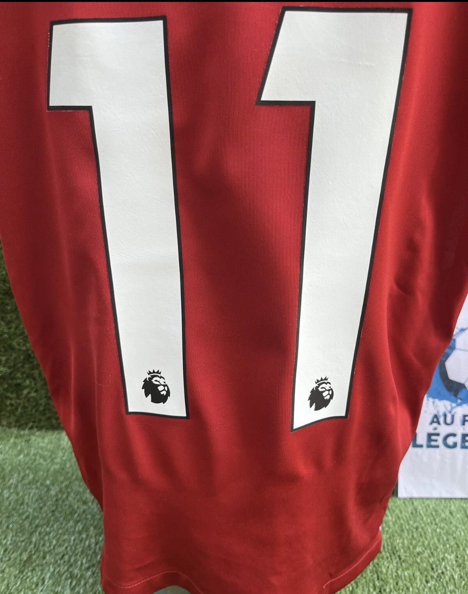 Nike Liverpool jersey salah Size US S / EU 44-46 / 1 - 4 Thumbnail