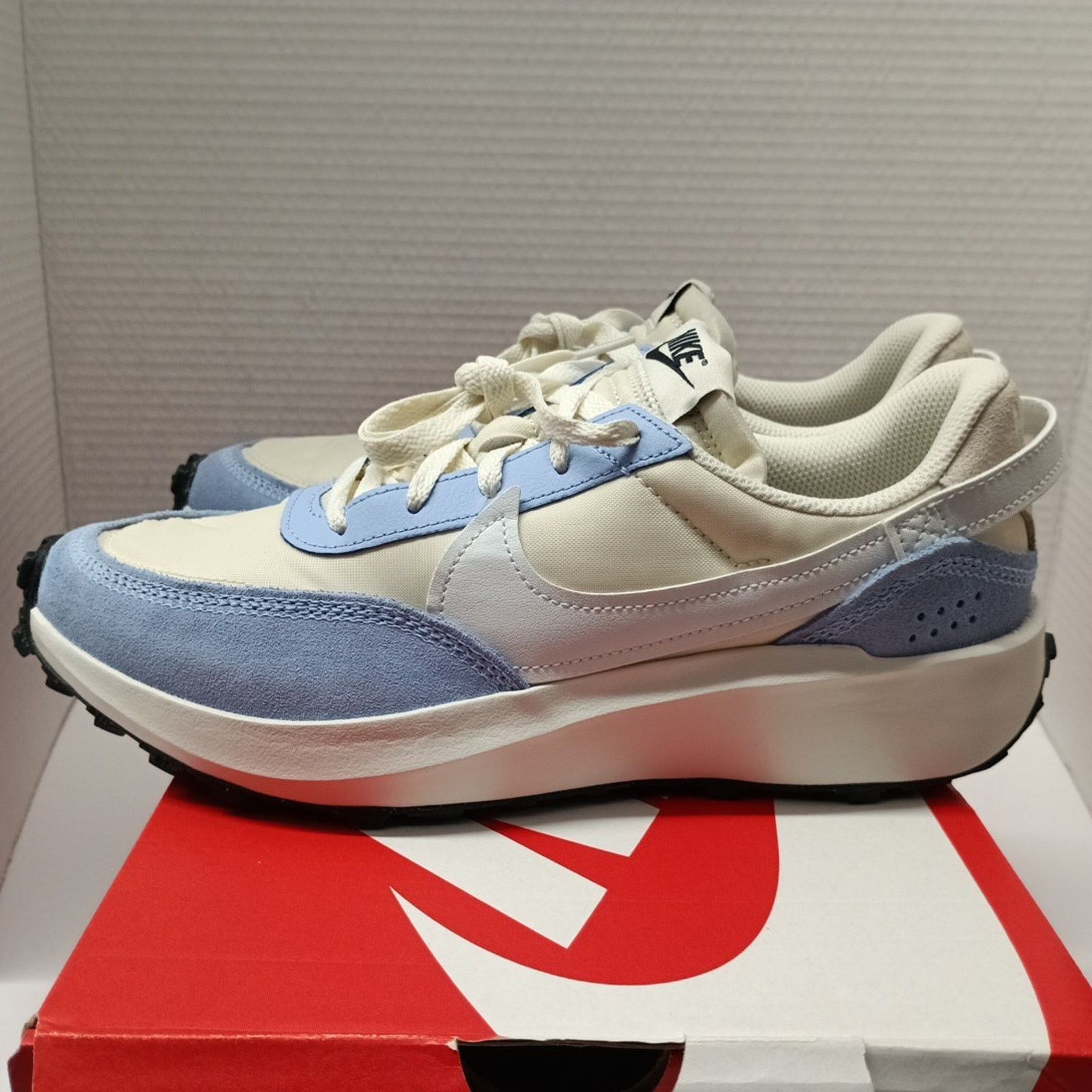 Nike Nike Waffle Debut Women's Size 9 Soft Pearl White Blue Size US 9 / IT 39 - 4 Thumbnail