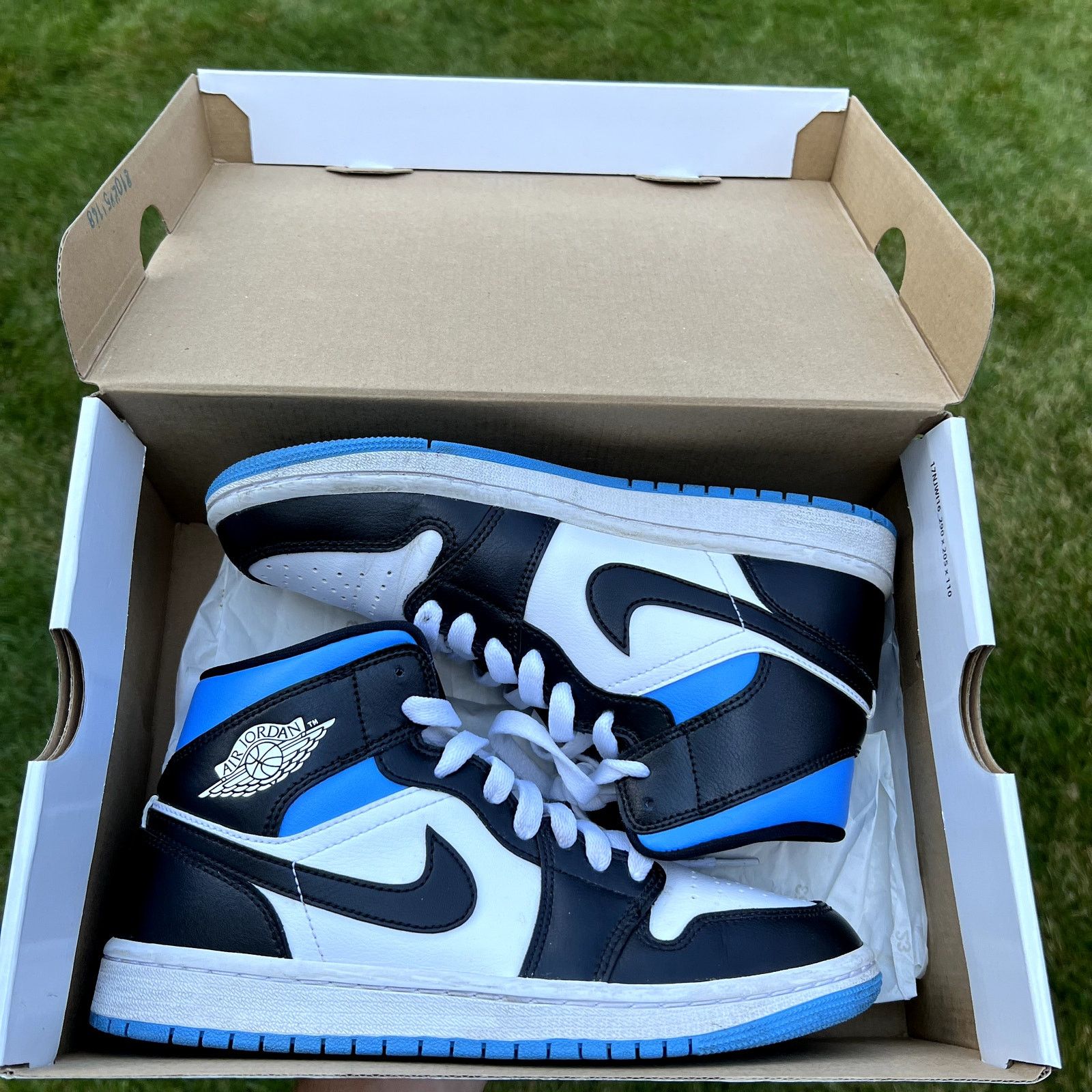 Jordan Brand × Nike Wmns Air Jordan 1 Mid University Blue Women's Shoes - Size 7 Size US 7 / IT 37 - 9 Thumbnail