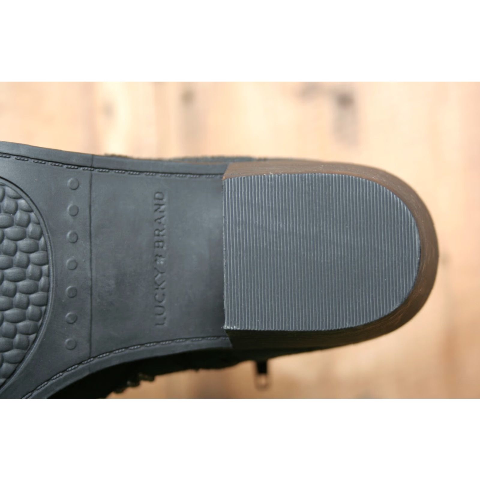 Lucky Brand Lucky Brand Maiaa Studded Black Leather Ankle Boots Women's 6.5 M w/2.5" Heels Boot Size US 7 / IT 37 - 6 Thumbnail