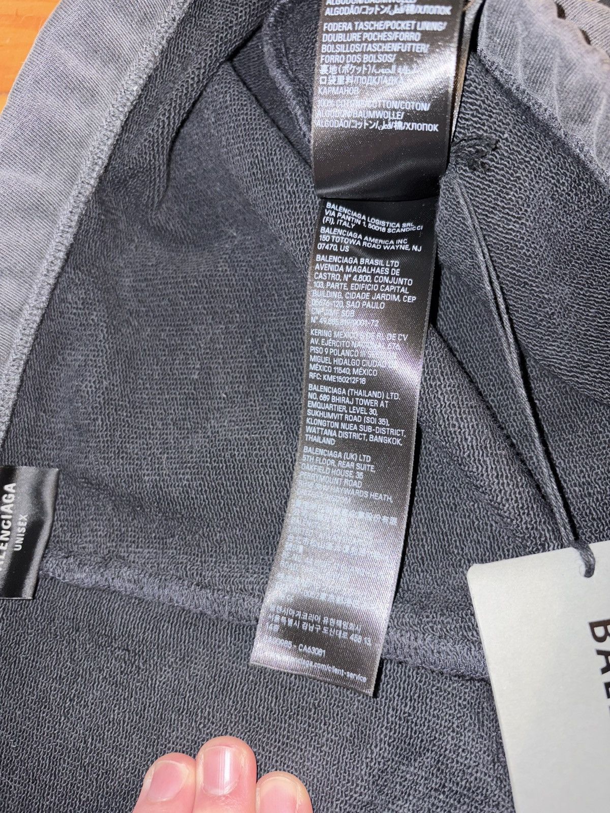 Balenciaga Balenciaga Tacky Gold Sweatpants Size US 32 / EU 48 - 13 Thumbnail