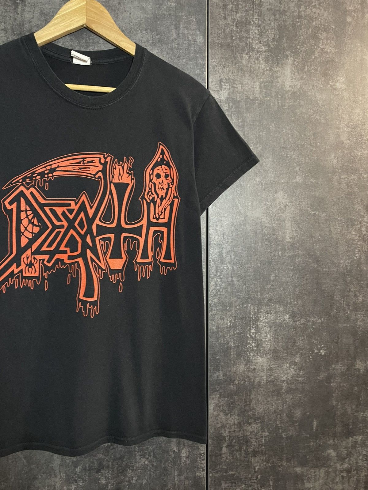 Vintage Vintage Death 2009 Rock Band Tshirt 3D Darkthrone Deftones Size US S / EU 44-46 / 1 - 4 Thumbnail