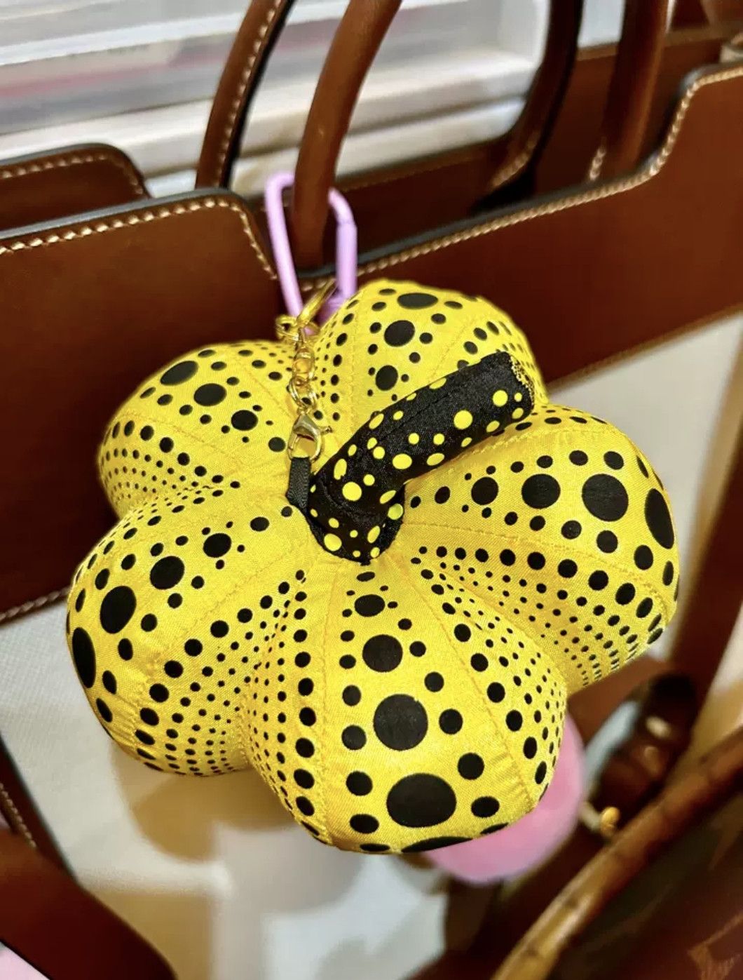 Yayoi Kusama Yayoi Kusama pumpkin keychain Size ONE SIZE - 1 Thumbnail