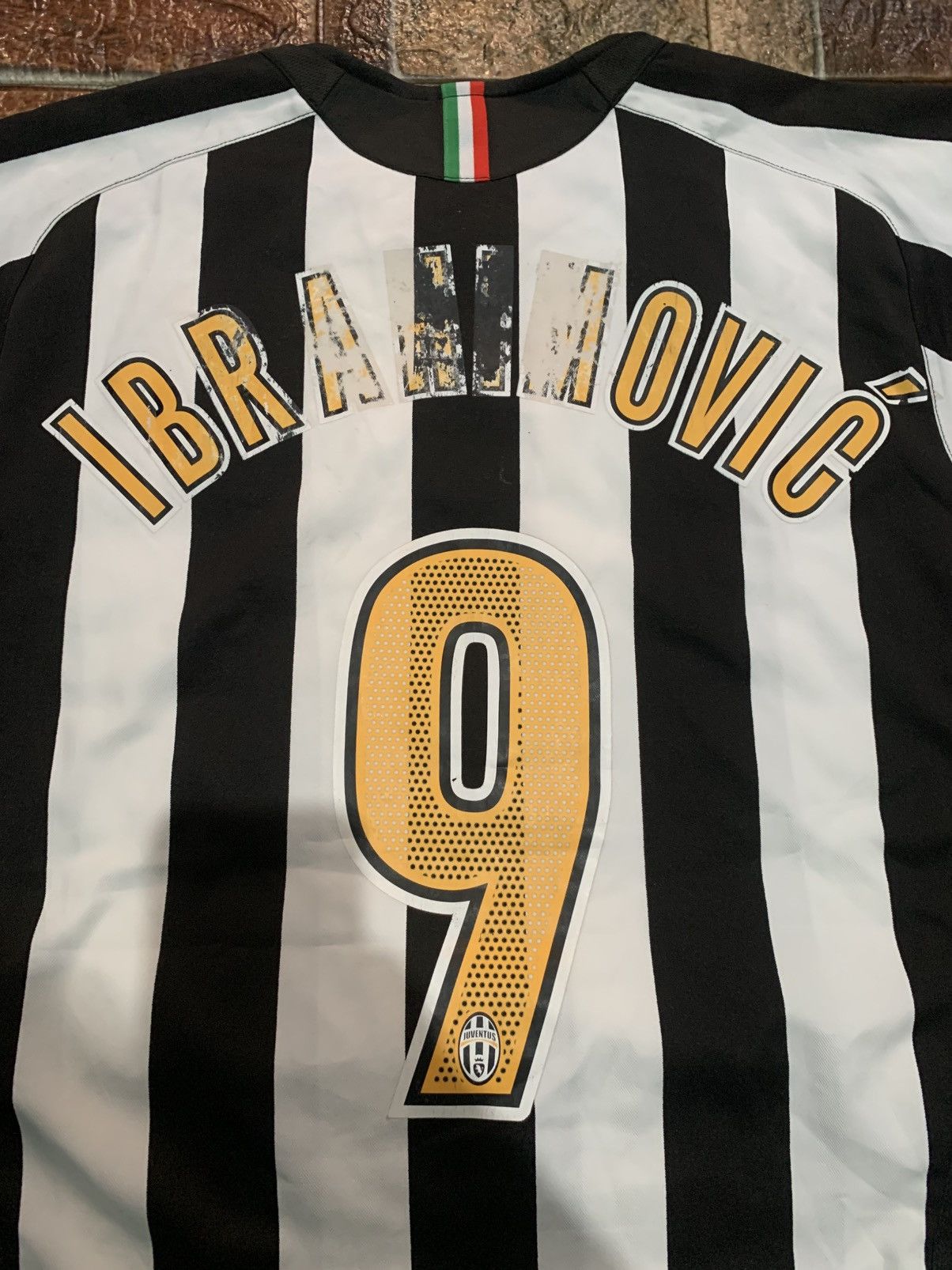 Nike NIKE Juventus Fc 2004/2005 Ibrahimovic #9 Jersey Size US M / EU 48-50 / 2 - 6 Thumbnail