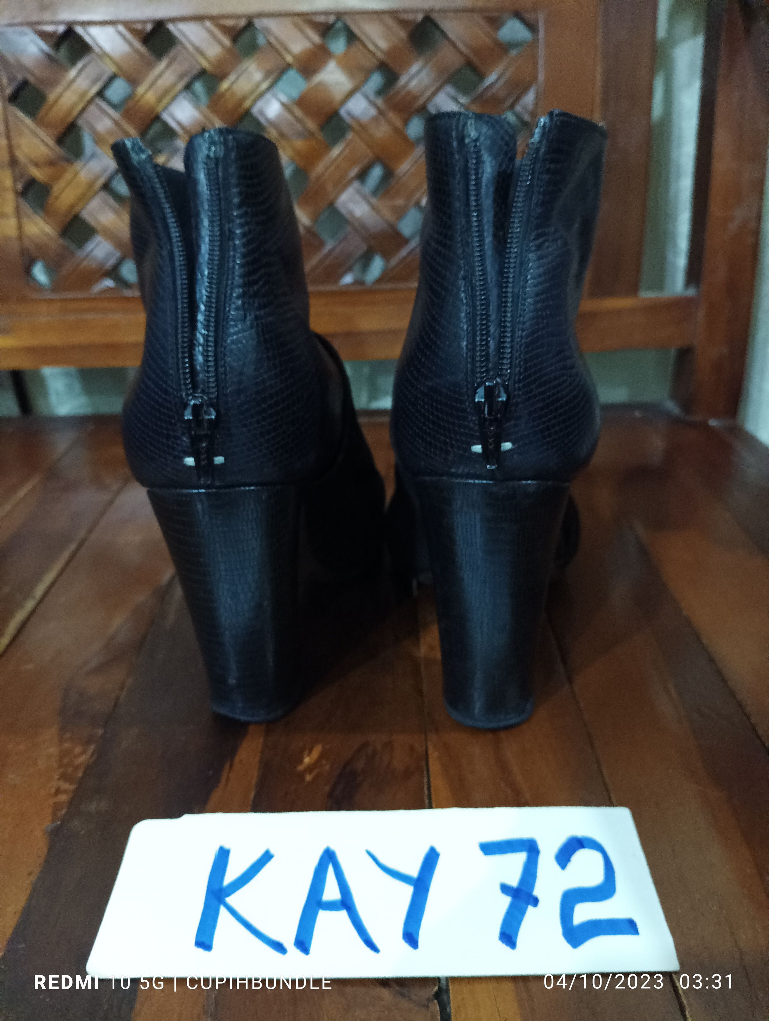 Maison Margiela MAISON MARTIN MARGIELA LEATHER HEEL SANDAL Size US 8 / IT 38 - 12 Thumbnail