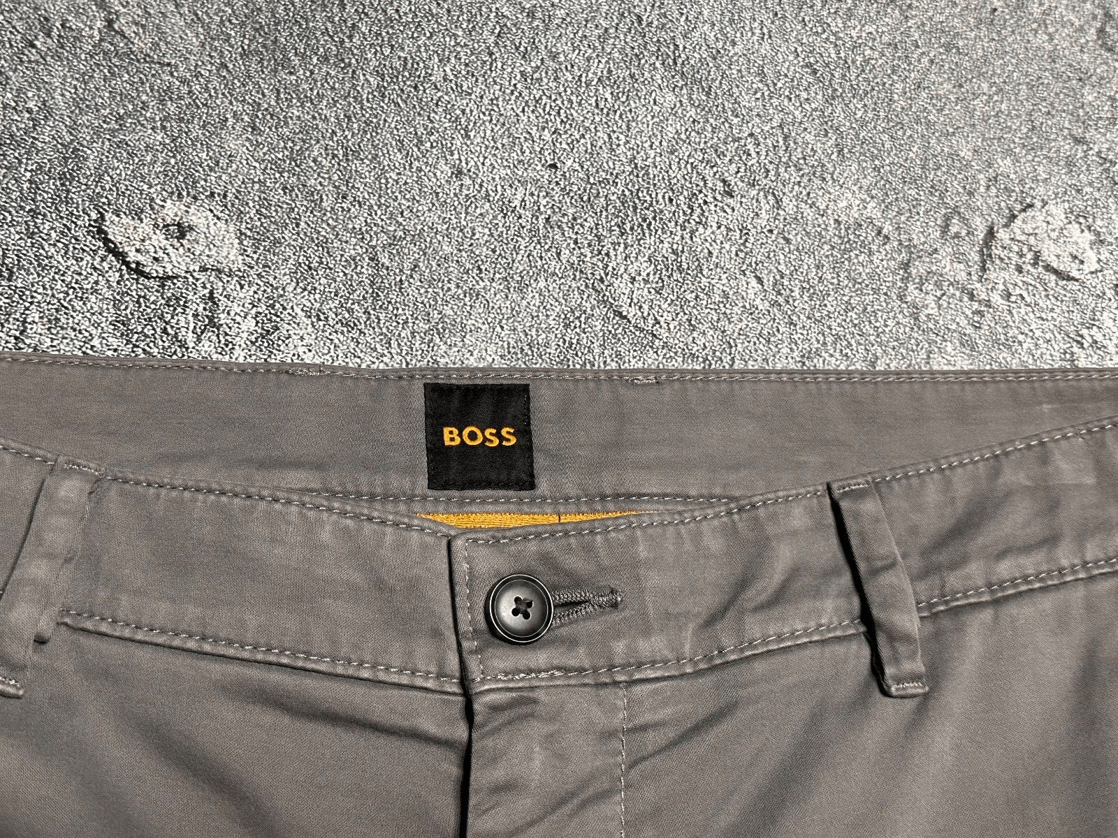 Hugo Boss Hugo Boss men's chino 36/32 Size US 36 / EU 52 - 5 Thumbnail