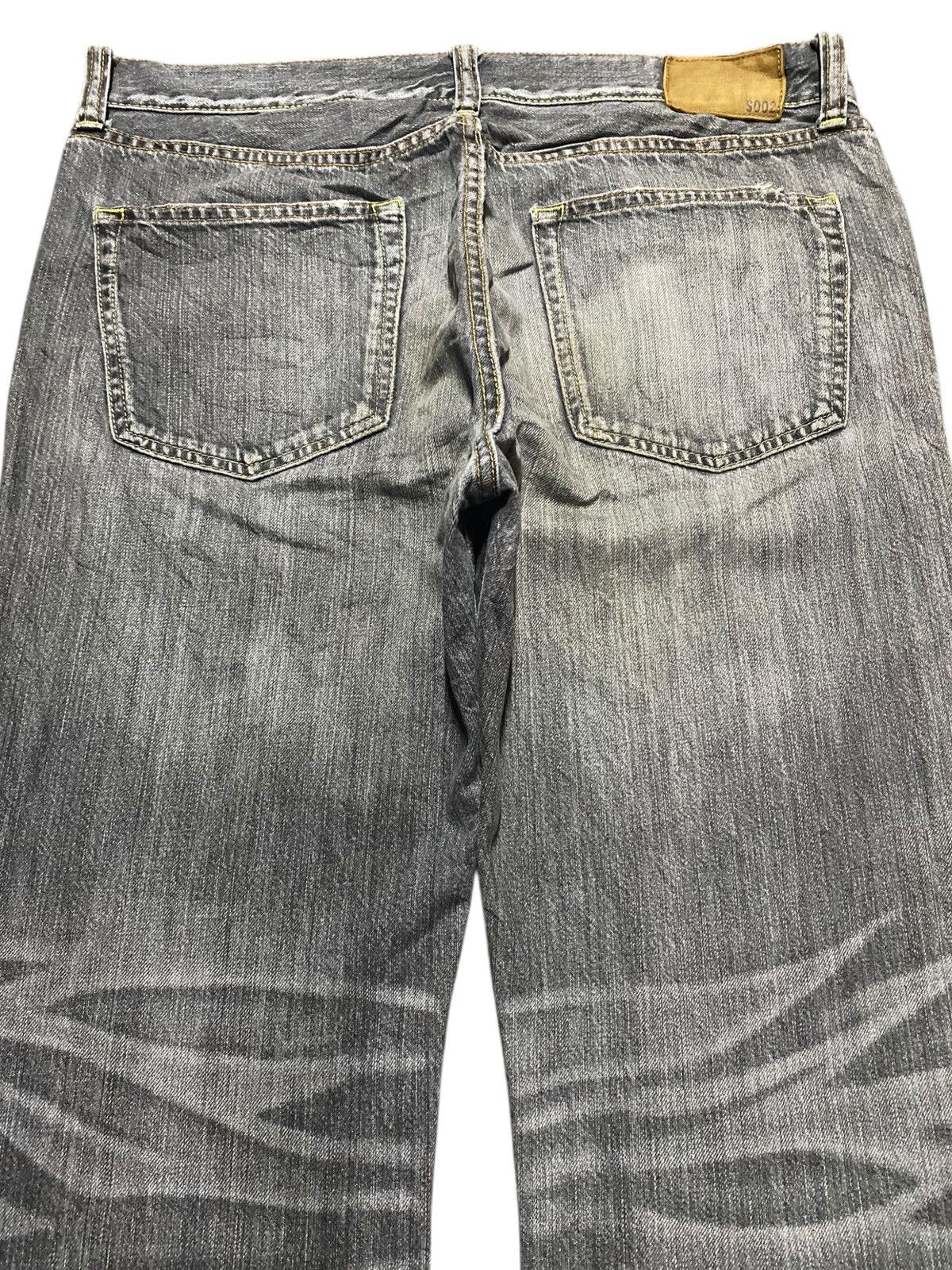 Japanese Brand Vintage Japanese Brand Uniqlo S002 Faded Wash Straight Fit Size US 35 - 4 Thumbnail