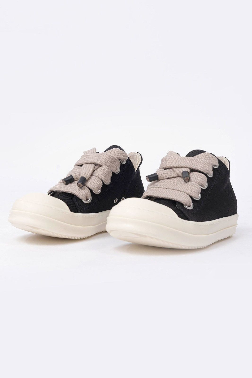 Rick Owens Rick Owens Jumbo Lace Low Sneakers Size US 9.5 / EU 42-43 - 2 Thumbnail