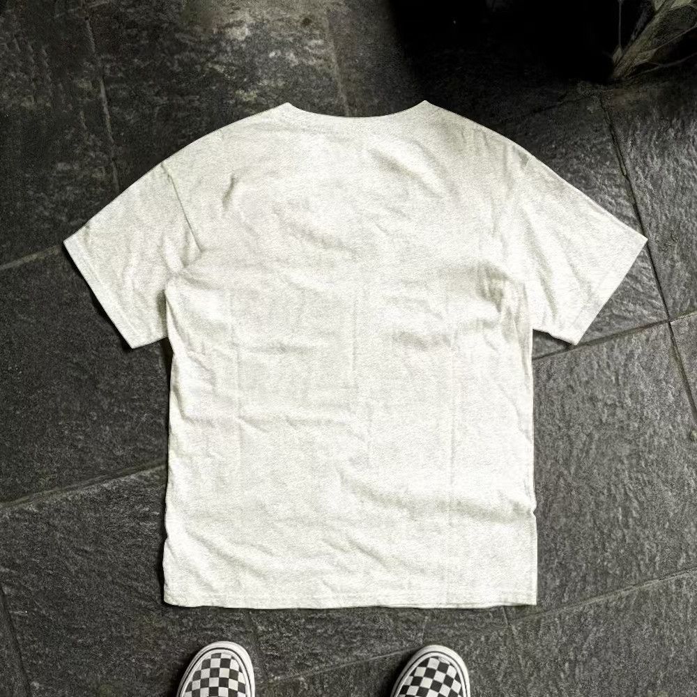 Vintage Gray washed retro rainbow bunny print t-shirt Size US M / EU 48-50 / 2 - 2 Thumbnail