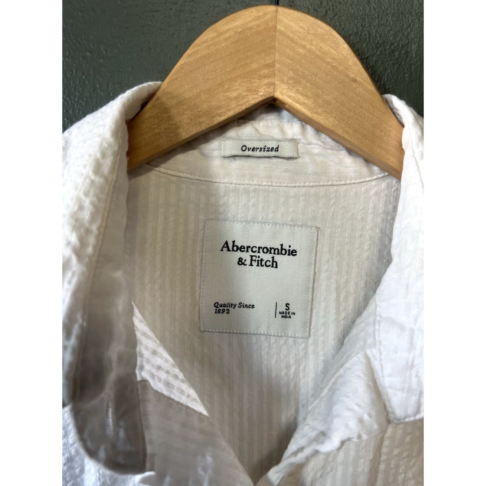 Abercrombie & Fitch Abercrombie & Fitch Womens White Long Sleeve Ribbed Button Up Size Small Size S / US 4 / IT 40 - 3 Thumbnail