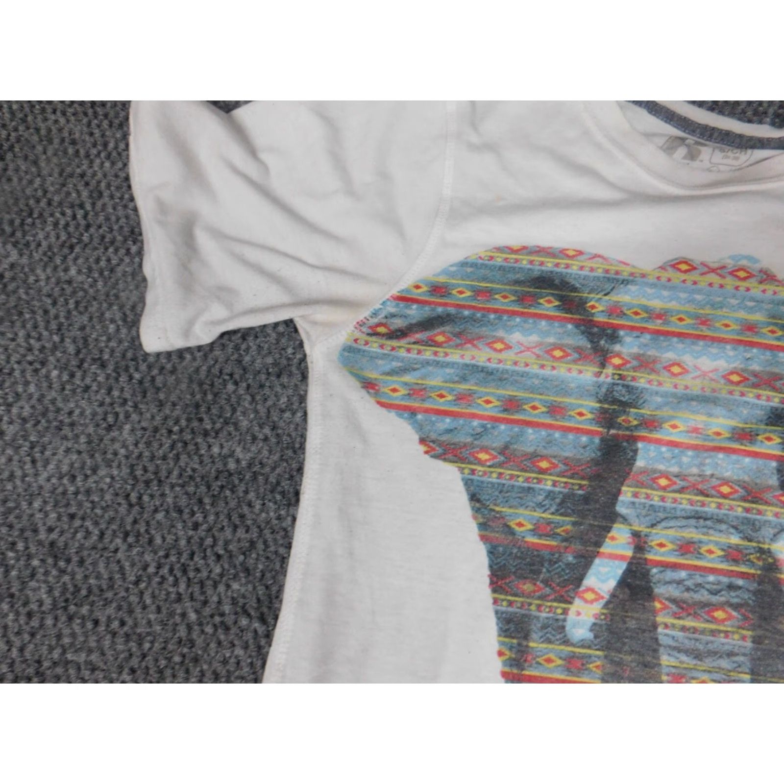 Vintage Russell Mens Shirt Small White elephant stretch graphic Shirt Slim Cotton Spandex Crew Neck Short Sleeve Logo Graphic Classic Mens Size US S / EU 44-46 / 1 - 6 Thumbnail