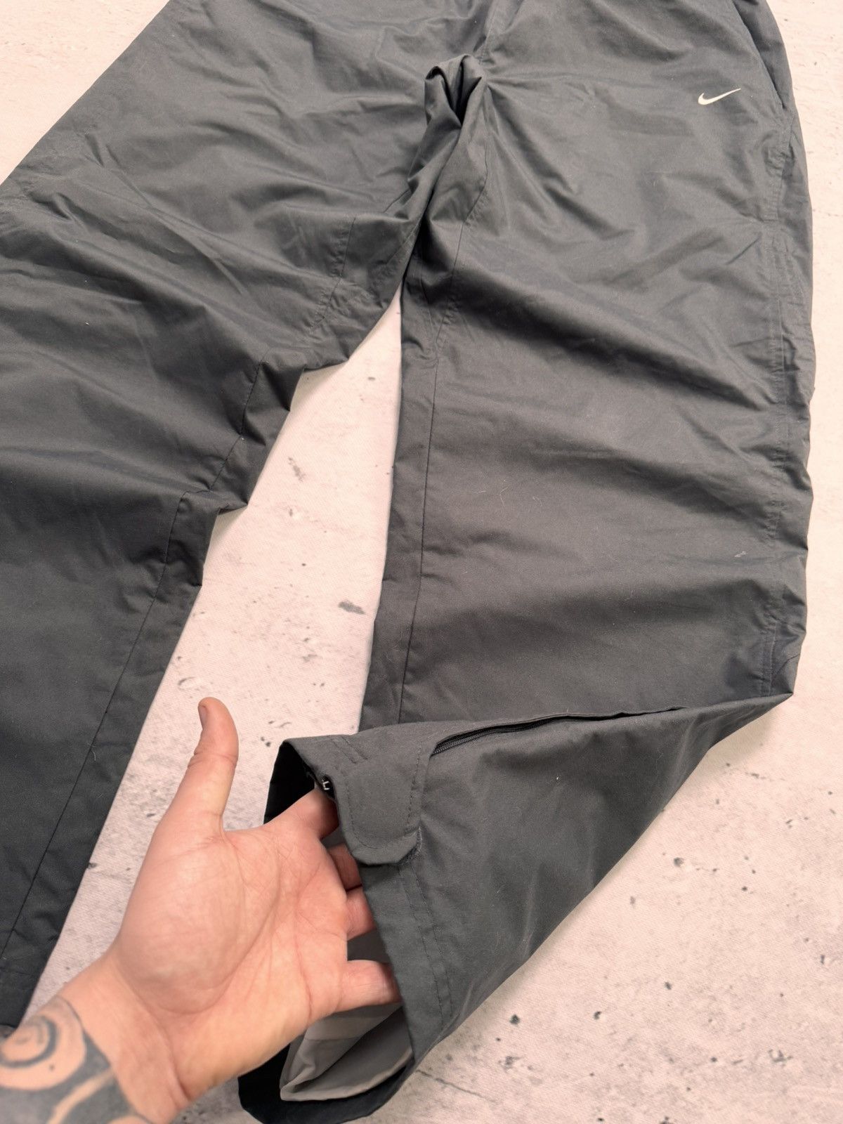 Nike × Vintage NIKE VINTAGE BASIC LOGO OVERSIZE BAGGY PANTS Size US 34 / EU 50 - 4 Thumbnail