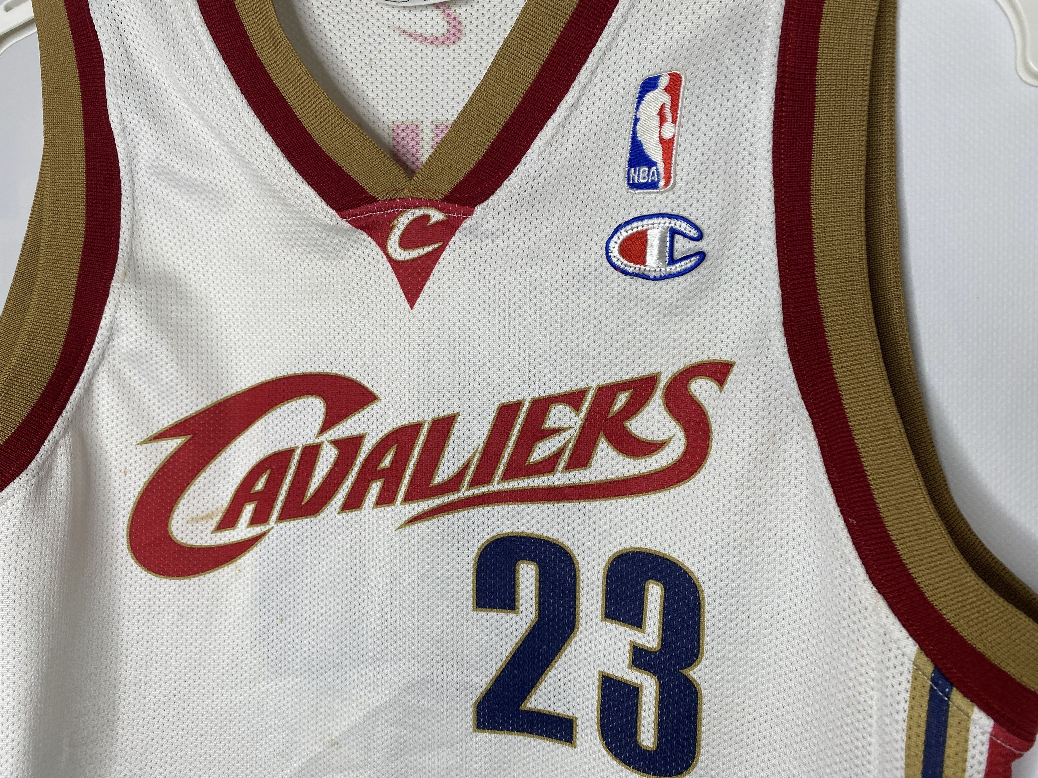 Champion × NBA × Vintage JAMES #23 CLEVELAND CAVALIERS NBA BASKETBALL JERSEY SHIRT Size US XS / EU 42 / 0 - 5 Thumbnail