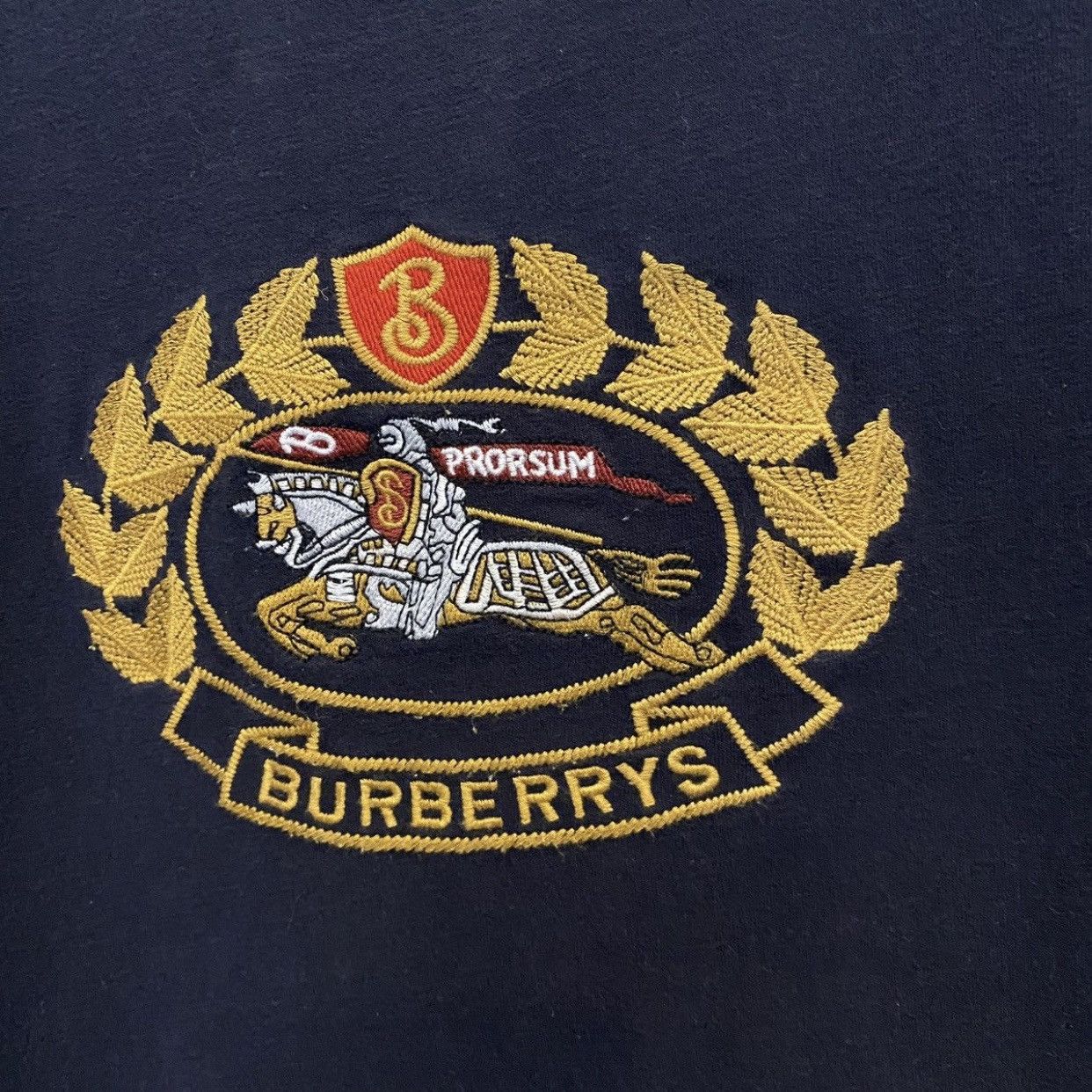 Burberry Luxury Burberry London England Crest Embroidery Sweatshirt Size L / US 10 / IT 46 - 5 Thumbnail