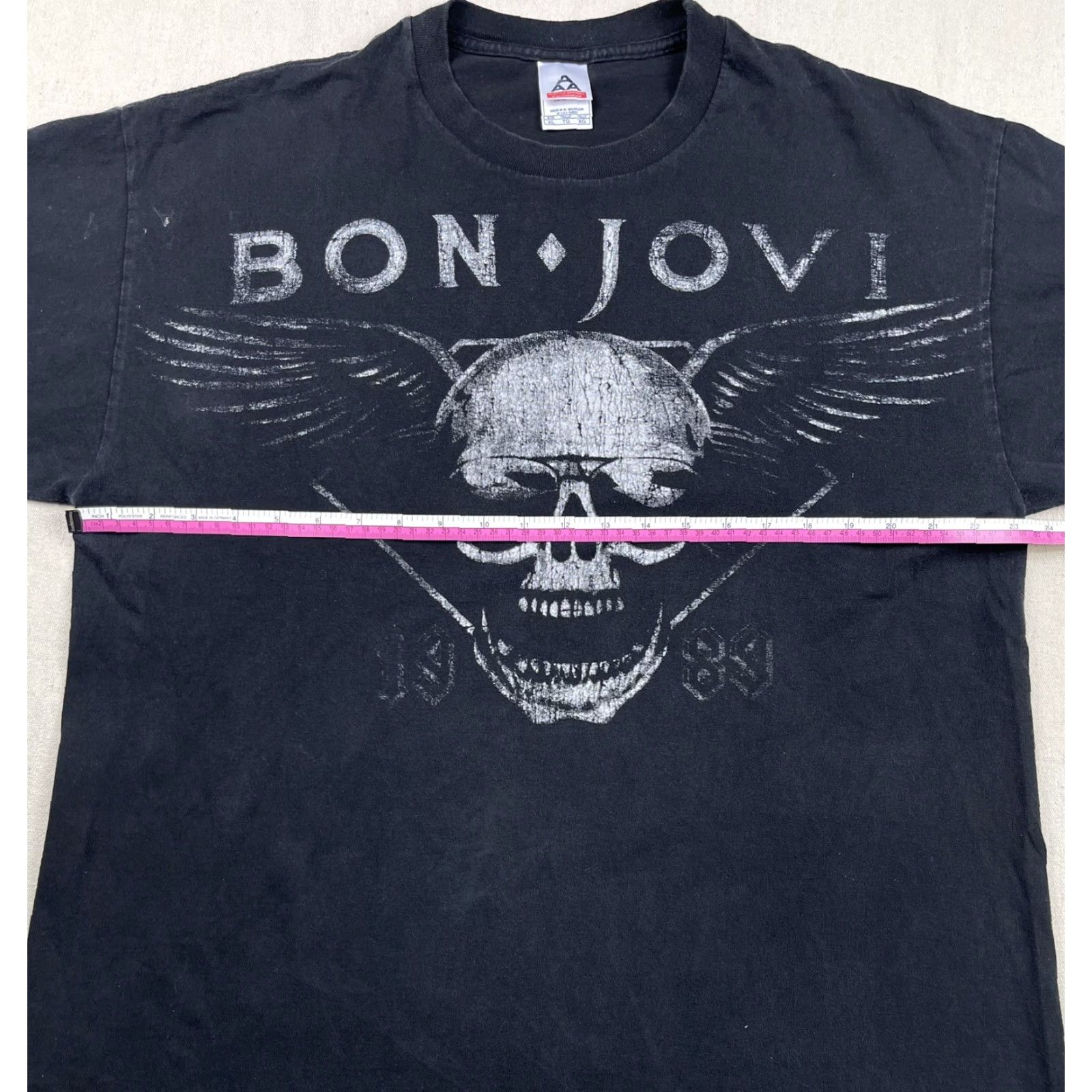 Gloverall VINTAGE Bon Jovi Shirt Men XL Crew Neck Black 90s Rock Band Tour 1989 Aerosmith Print Size US XL / EU 56 / 4 - 5 Thumbnail