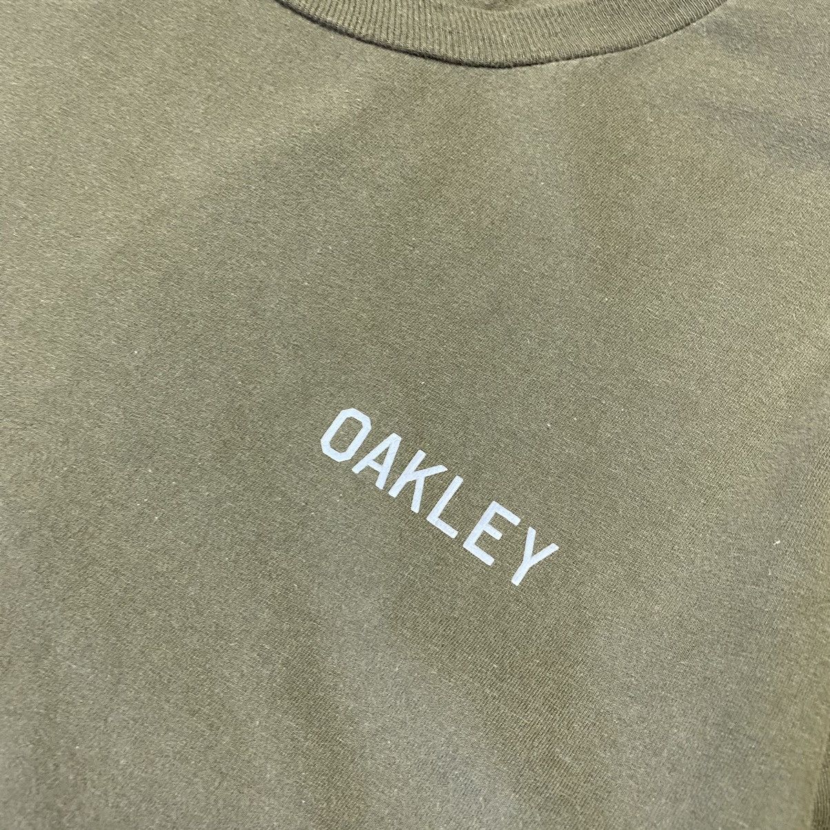 Oakley Vintage Oakley Softwear Big Logo Outdoor tee Size US L / EU 52-54 / 3 - 6 Thumbnail