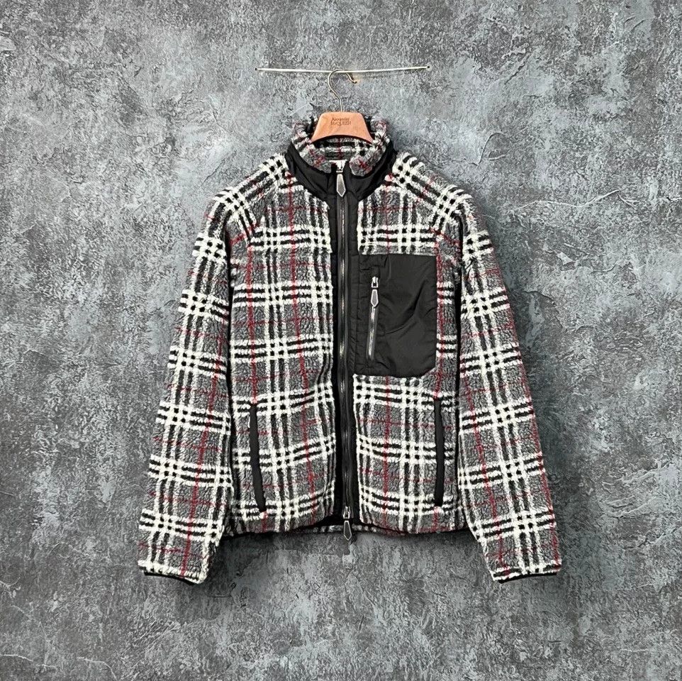 Burberry Burberry Plaid Light Jacket xxl Men Size US XXL / EU 58 / 5 - 1 Thumbnail