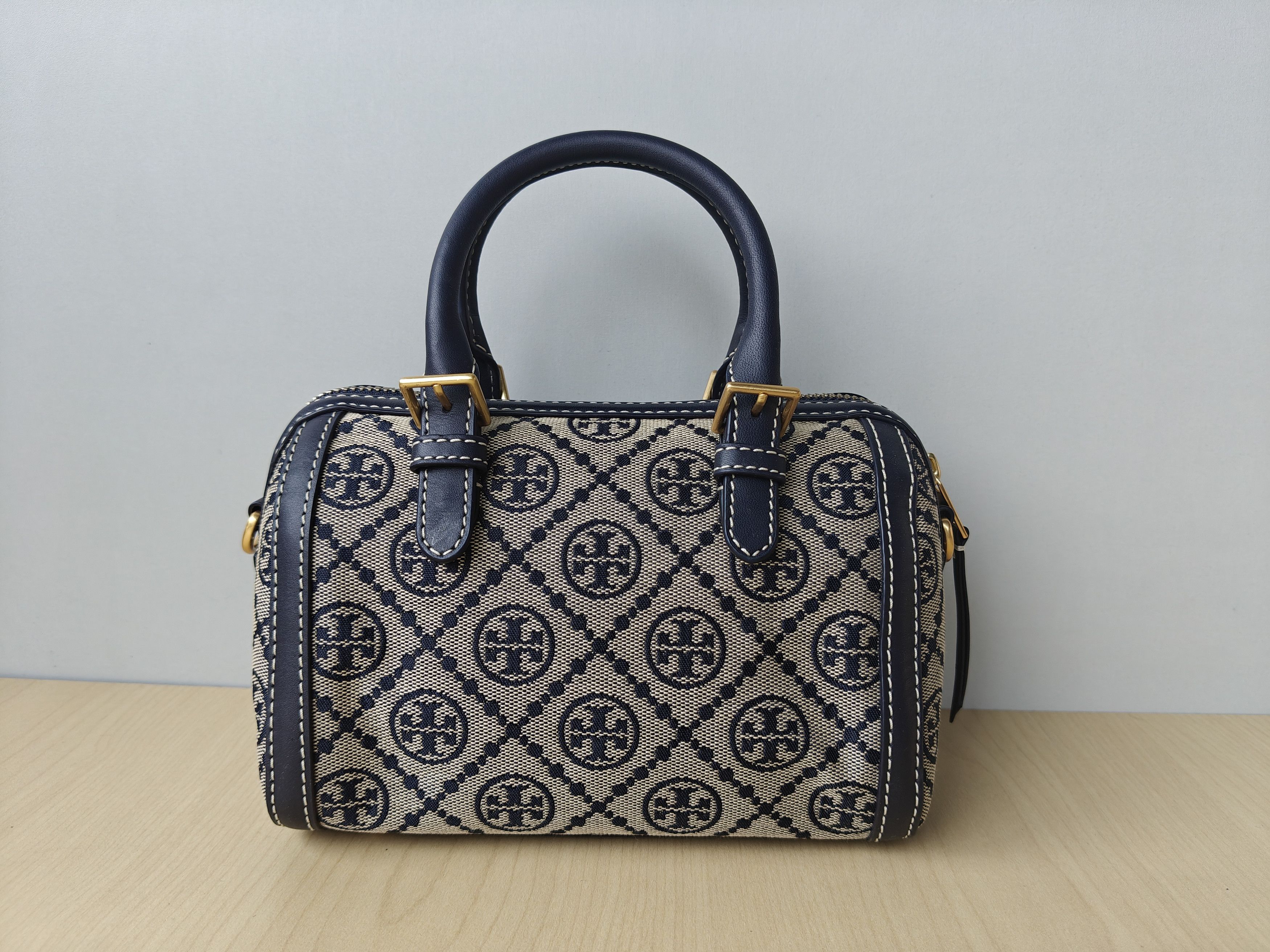 Tory Burch T Monogram Jacquard Mini Barrel bag Free Shipping VATP/6177 Size ONE SIZE - 5 Thumbnail