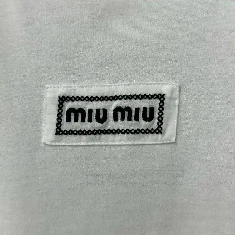 Miu Miu Miu Miu White Logo Cotton Crop T-Shirt . Size L / US 10 / IT 46 - 5 Thumbnail