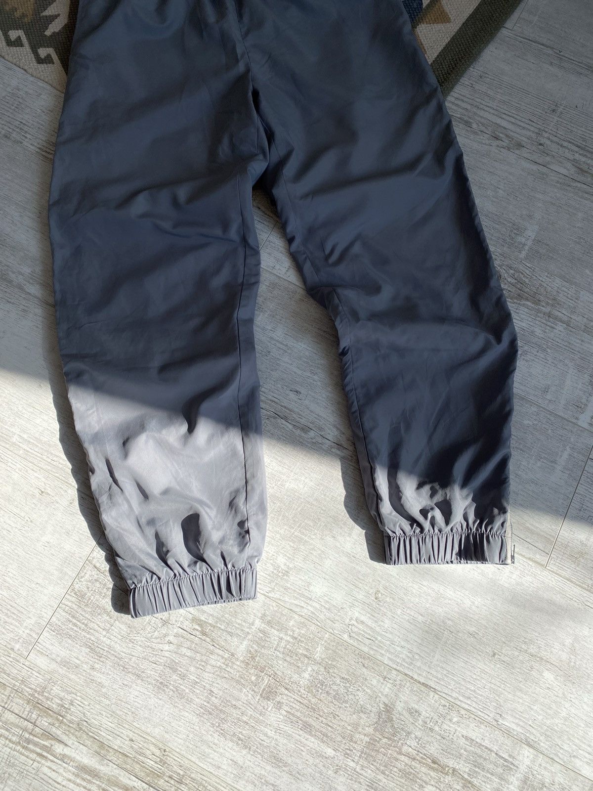 Lacoste Vtg Lacoste Live Wide Y2k Joggers Sweatpants Size US 34 / EU 50 - 6 Thumbnail
