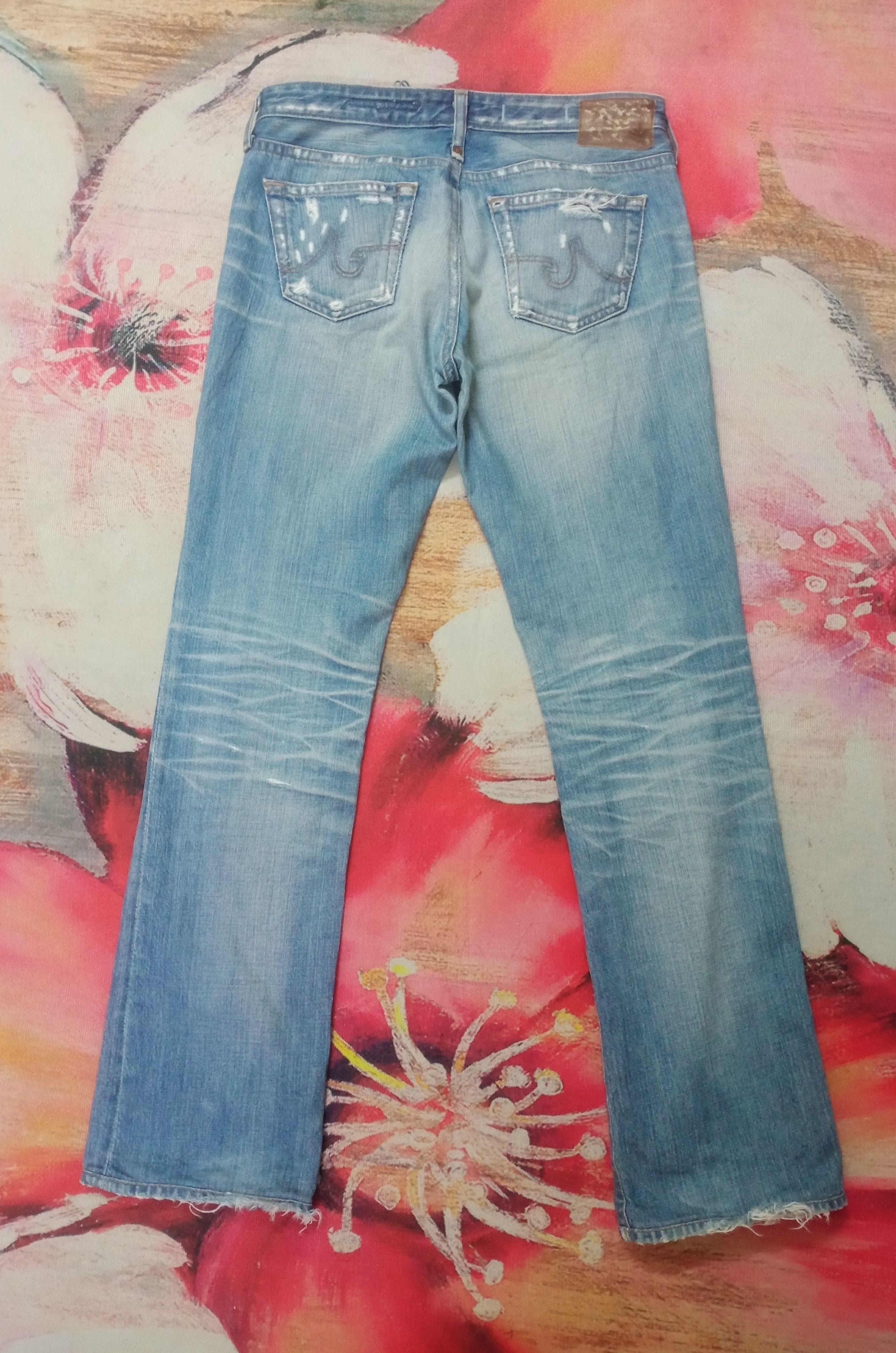 AG Adriano Goldschmied Rare AG Adriana Goldschmied Distressed Denim Size 30" / US 8 / IT 44 - 10 Thumbnail