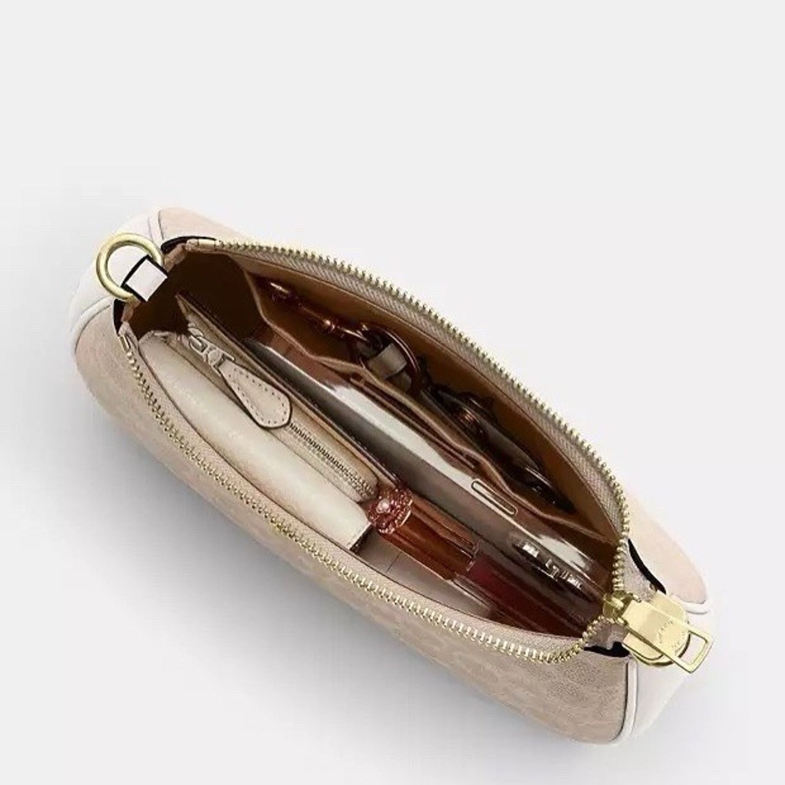 Coach NWT Coach Teri Shoulder Bag Signature Canvas CV933 Chalk Size ONE SIZE - 12 Thumbnail