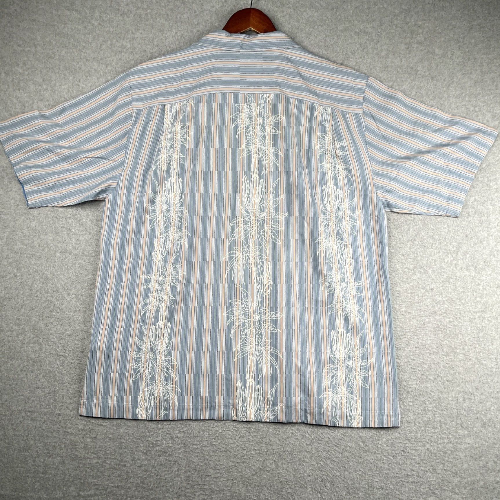 Vintage Jamaica Jaxx Silk Shirt Short Sleeve Button-Up Floral Blue M Mens Size US M / EU 48-50 / 2 - 7 Thumbnail