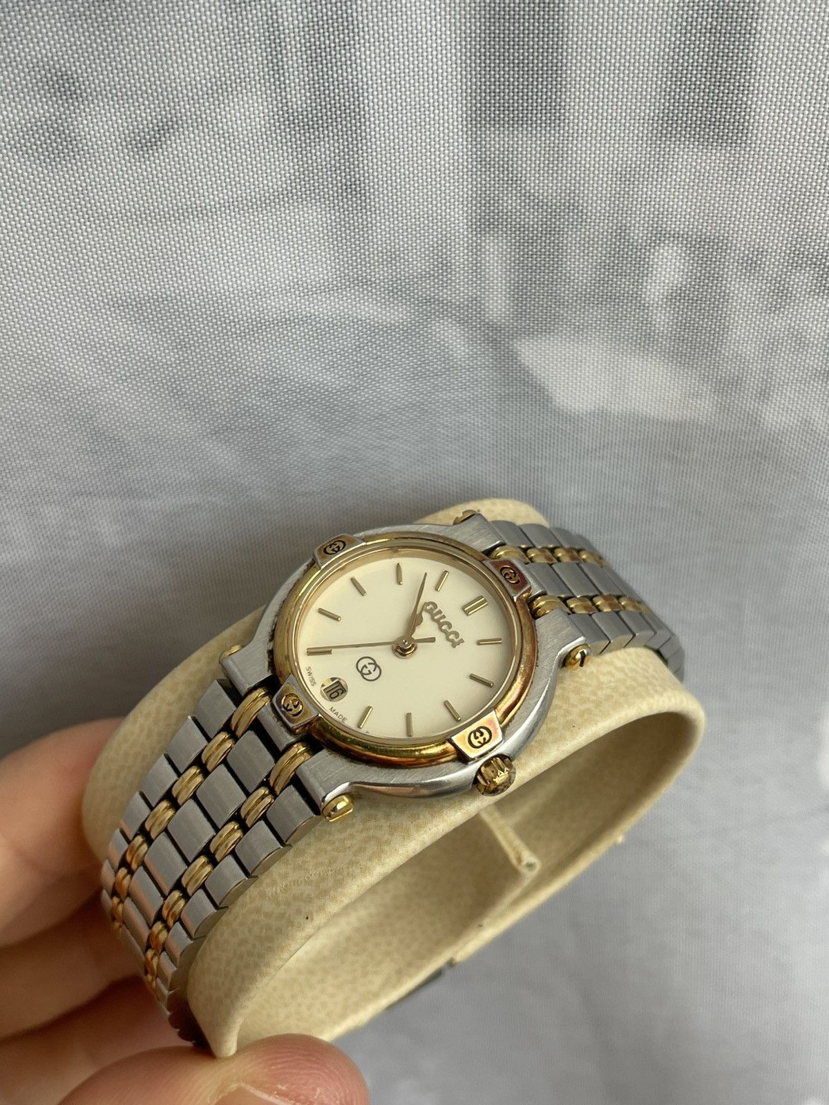 Gucci Gucci Watch 9000L Size ONE SIZE - 8 Thumbnail
