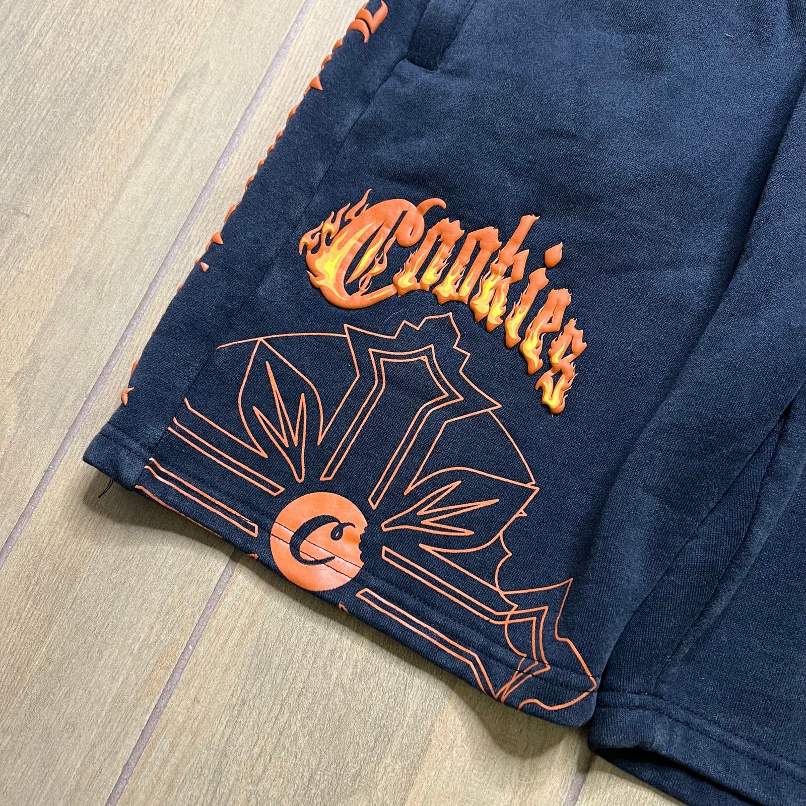 Cookies Cookies Clothing World On Fire Dragon Shorts Men Sz M NWT Size US 26 / EU 42 - 3 Thumbnail