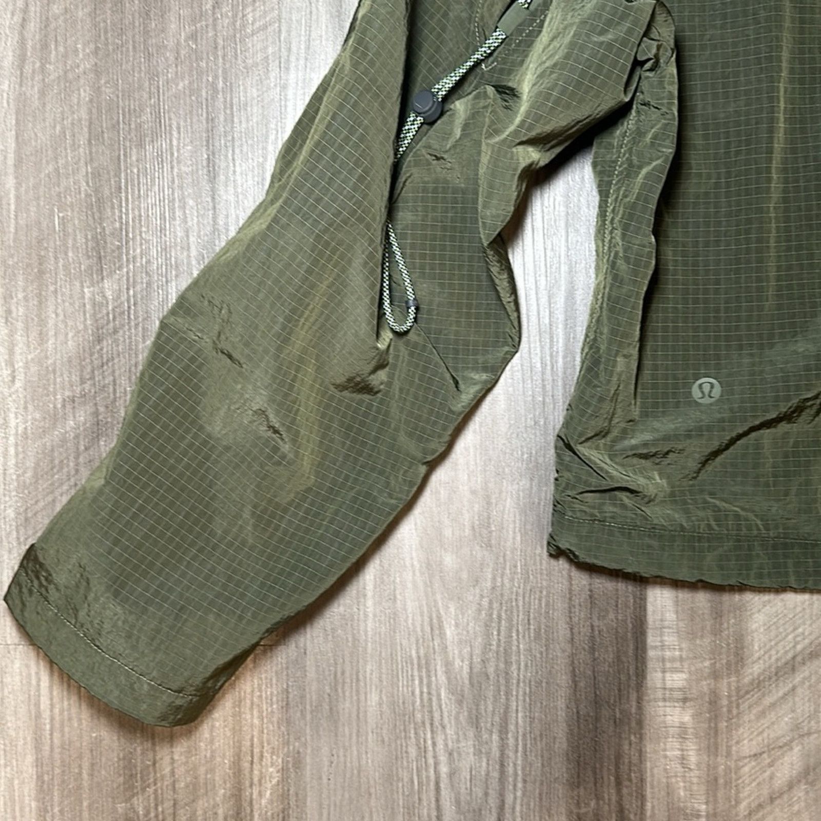 Lululemon Lululemon Cinch-Back Half Zip Hiking Pullover - 8 Size M / US 6-8 / IT 42-44 - 3 Thumbnail