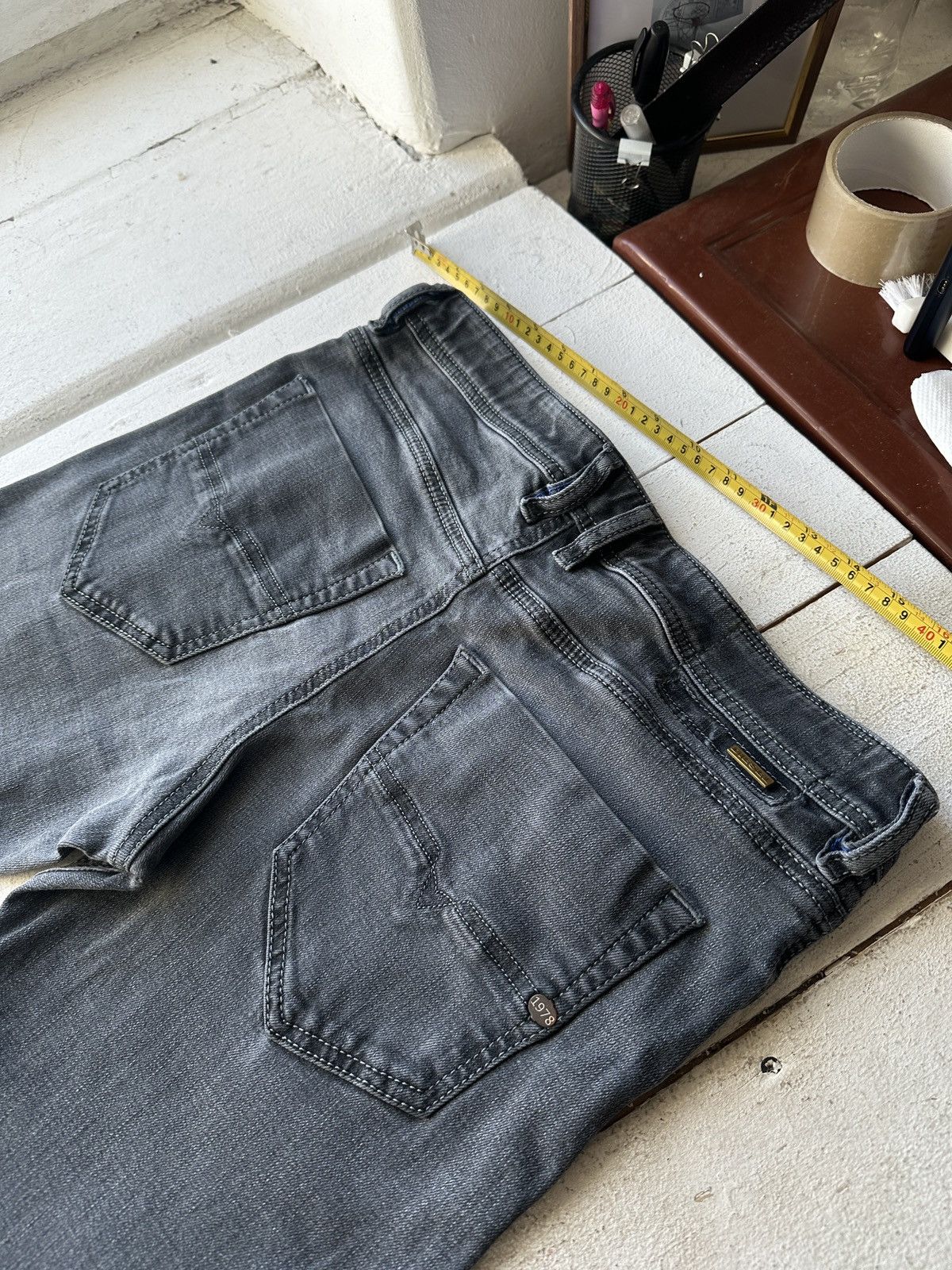 Diesel 🚨 RARE DIESEL MEN DENIM JEANS AVANT GARDE IFSIXWASNINE Y2K Size US 30 / EU 46 - 9 Thumbnail