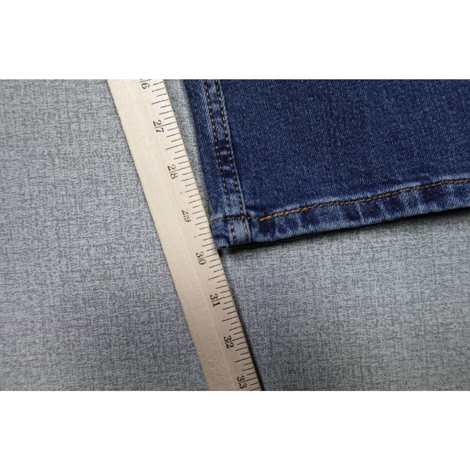 Levi's Levi's 505 Jeans Mens 34x30 Blue Regular Fit Straight Leg Cowboy Size US 34 / EU 50 - 7 Thumbnail