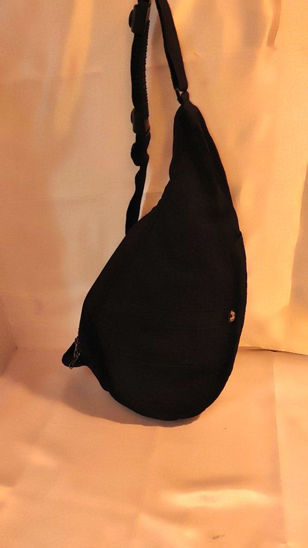 Good American Ameribag Healthy Back 17" Medium Sling Size ONE SIZE - 6 Thumbnail