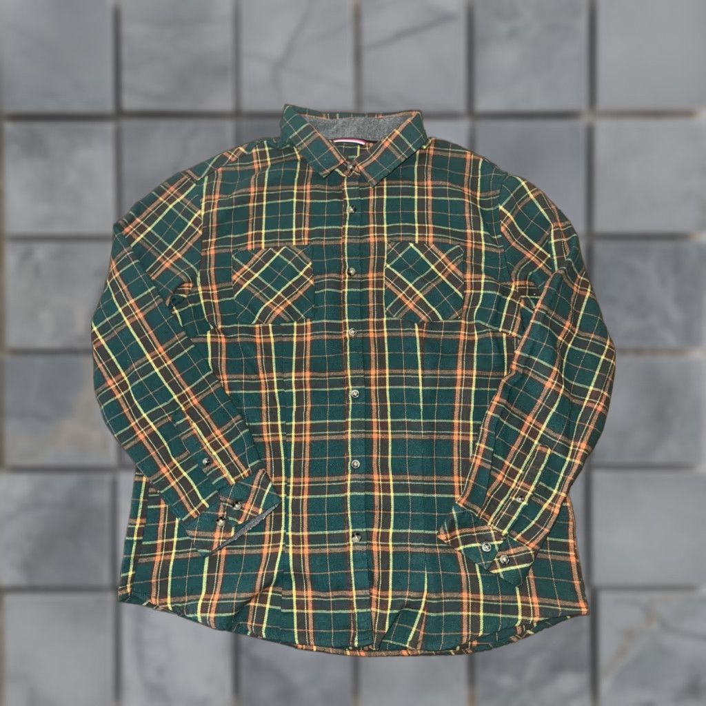Vintage M & M Plaid Shirt Flannel Green Medium Adult Regular Long Sleeve Button-Up Mens Size US M / EU 48-50 / 2 - 1 Thumbnail
