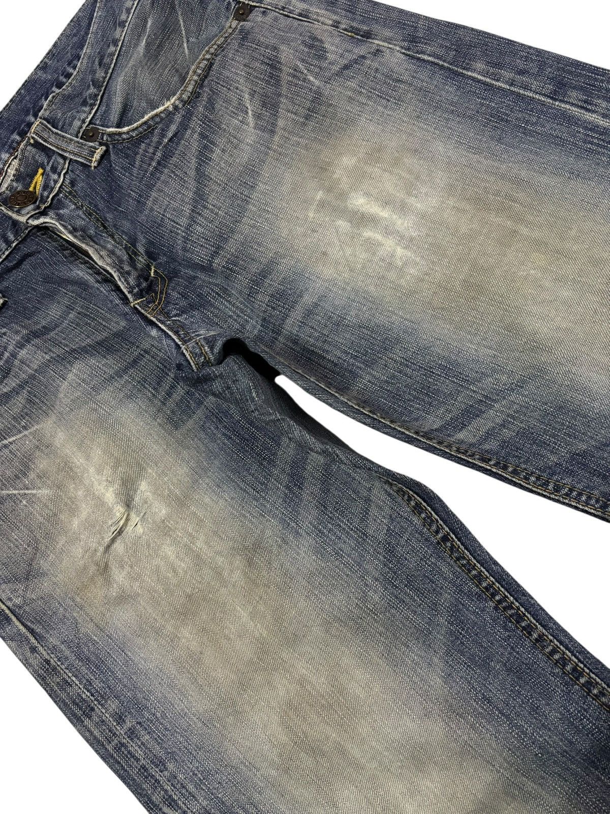 Edwin Vtg Edwin Japan 504 Distressed Jeans Size US 32 / EU 48 - 4 Thumbnail