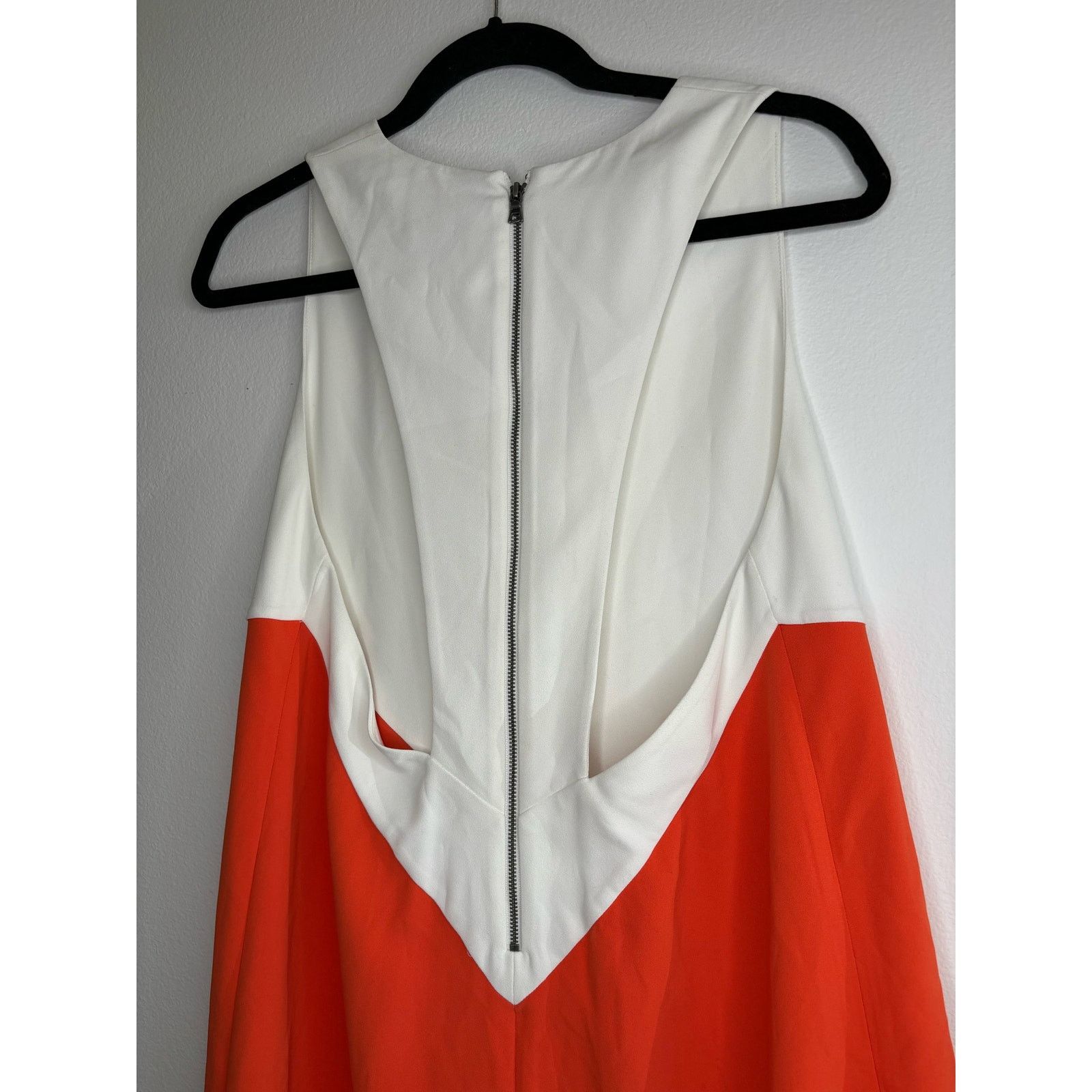 Alice + Olivia Alice and Olivia, White and orange color block shift dress Size M / US 6-8 / IT 42-44 - 2 Thumbnail
