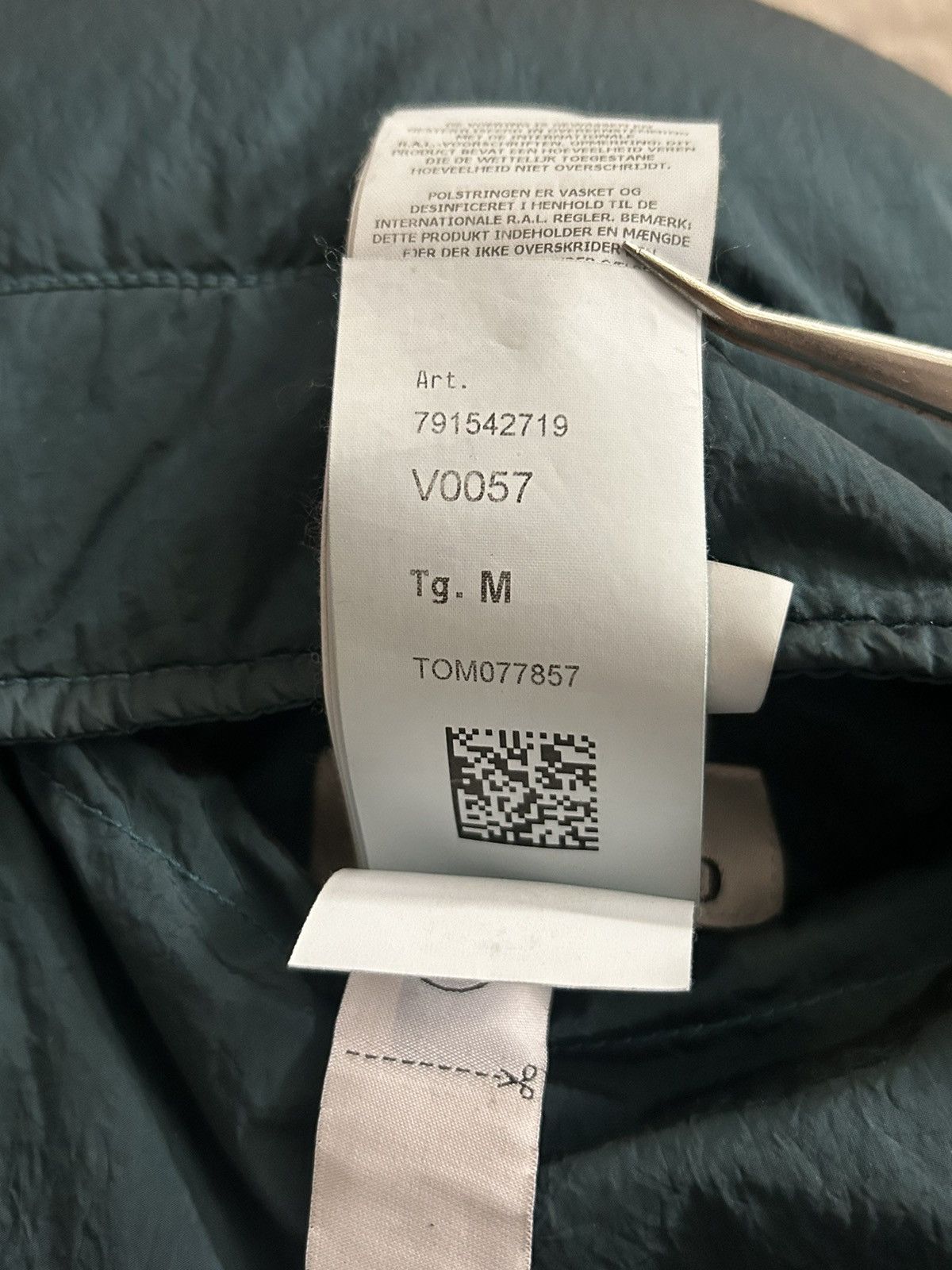 Stone Island Compass Motif Puffer SZ M fits L/XL Size US M / EU 48-50 / 2 - 13 Thumbnail