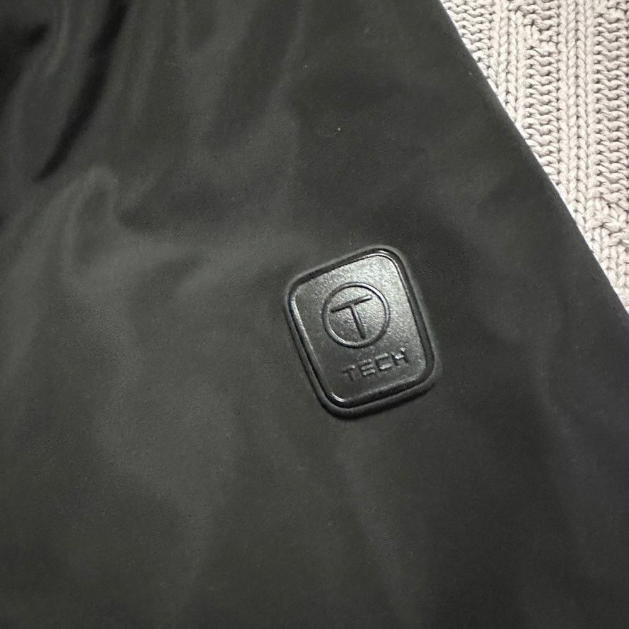 Tumi Tumi black puffer jacket Size US M / EU 48-50 / 2 - 5 Thumbnail